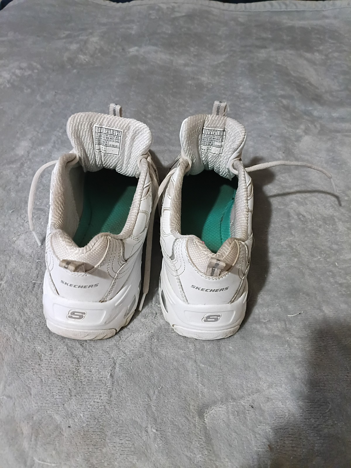 Skechers D’Lites Fresh Start White Sneakers Womens Size 11 Wide 11EW Chunky
