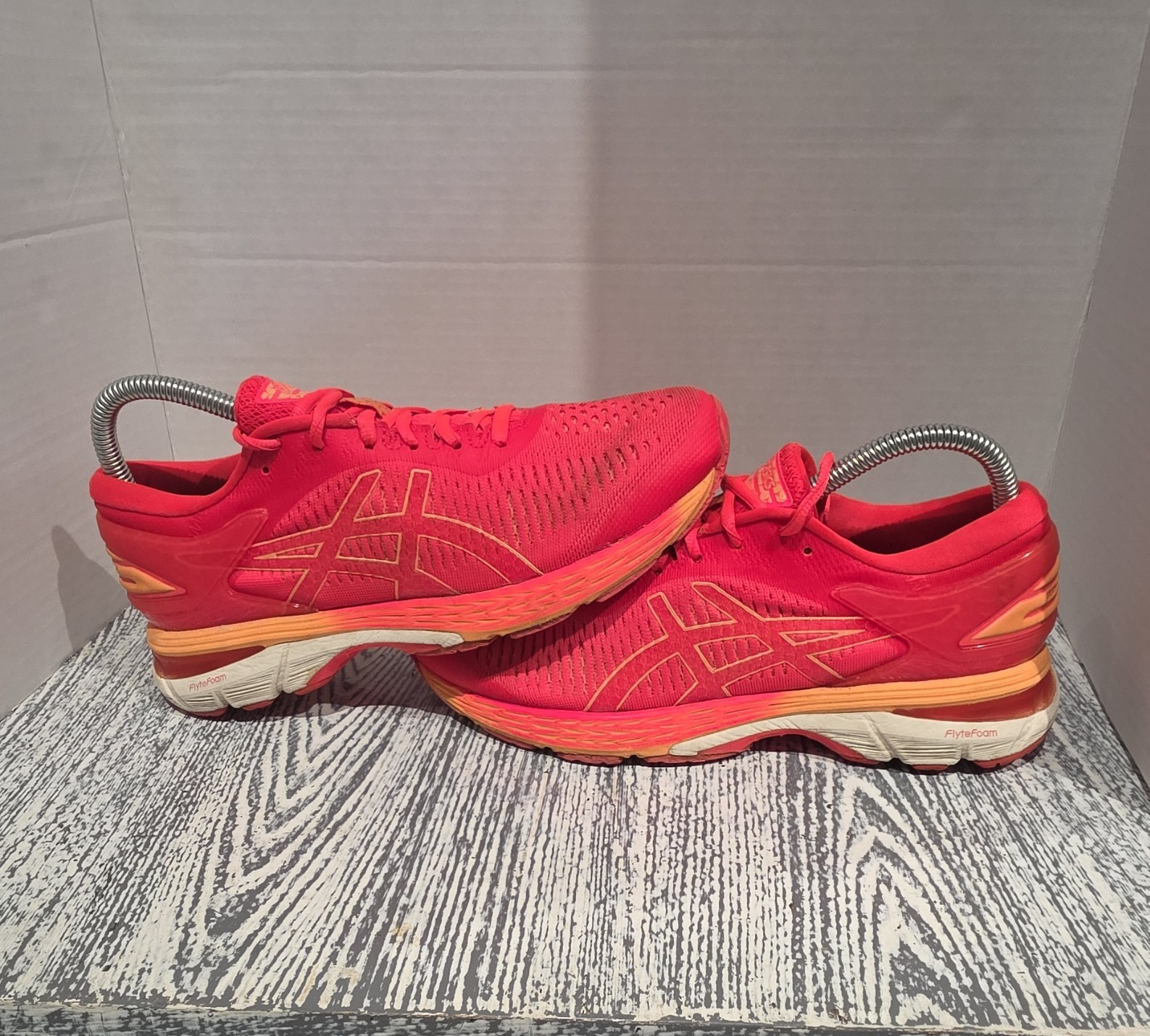 ASICS GEL-Kayano 25 Red/Orange Low Top Lace-Up Running Sneakers 1012A026