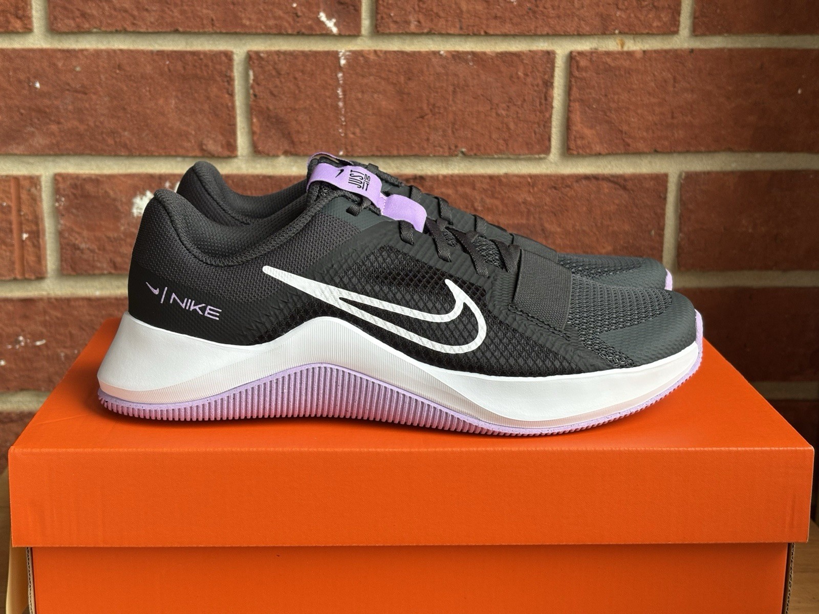 New Nike MC Trainer 2 Black Purple Size 7 Womens Sneakers NIB Training Shoes