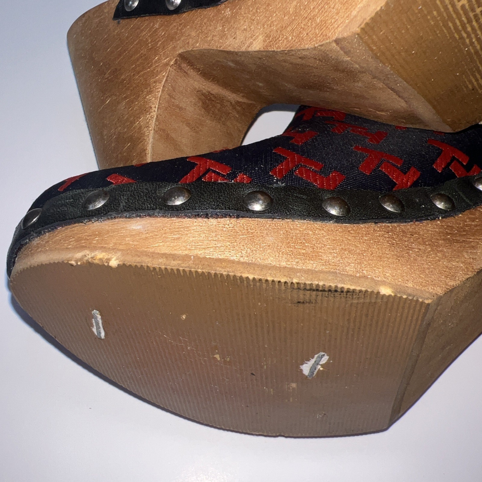 Vintage Tommy Hilfiger TH Monogram Canvas Wood Clog Mules Y2K Womens 5M Brazil