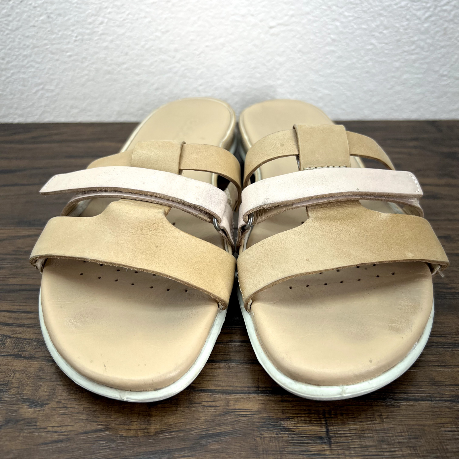 Ecco Sandals Slide Walking 6.5 EU 37 Beige Tan Leather Everyday Casual Travel