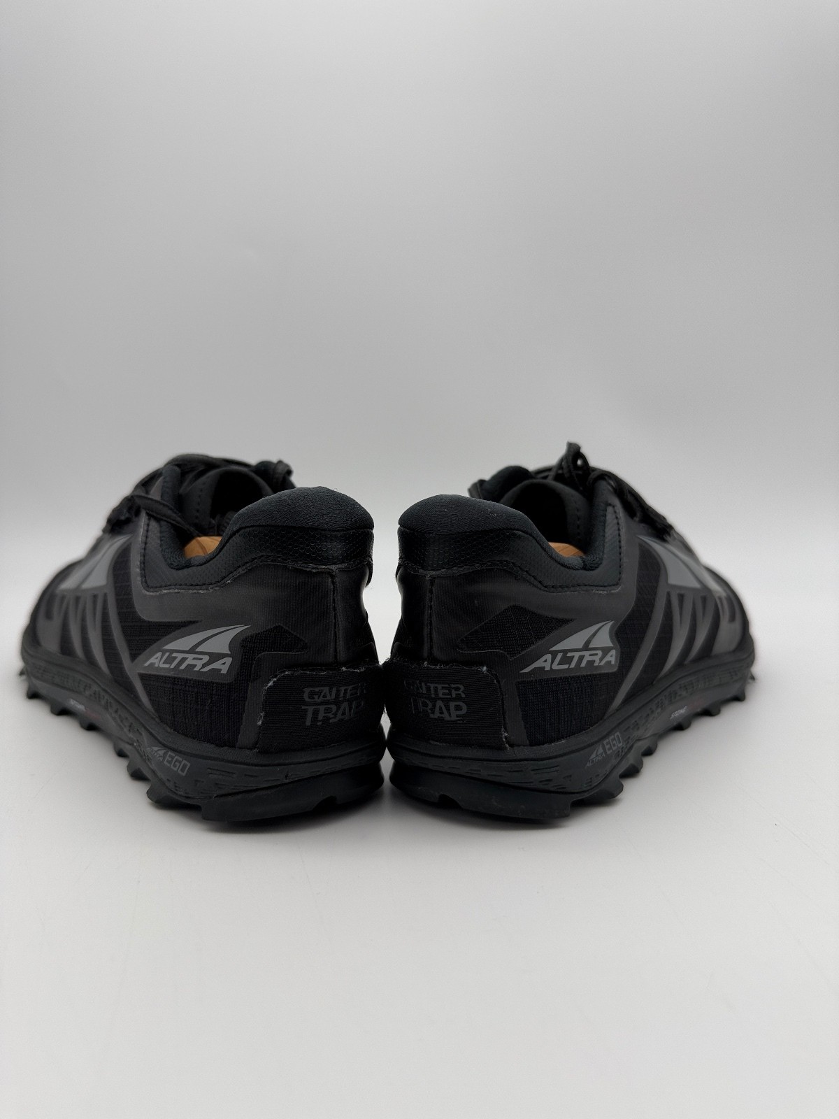Altra King MT 2 Womens Trail Running Shoes Black Vibram Size 10
