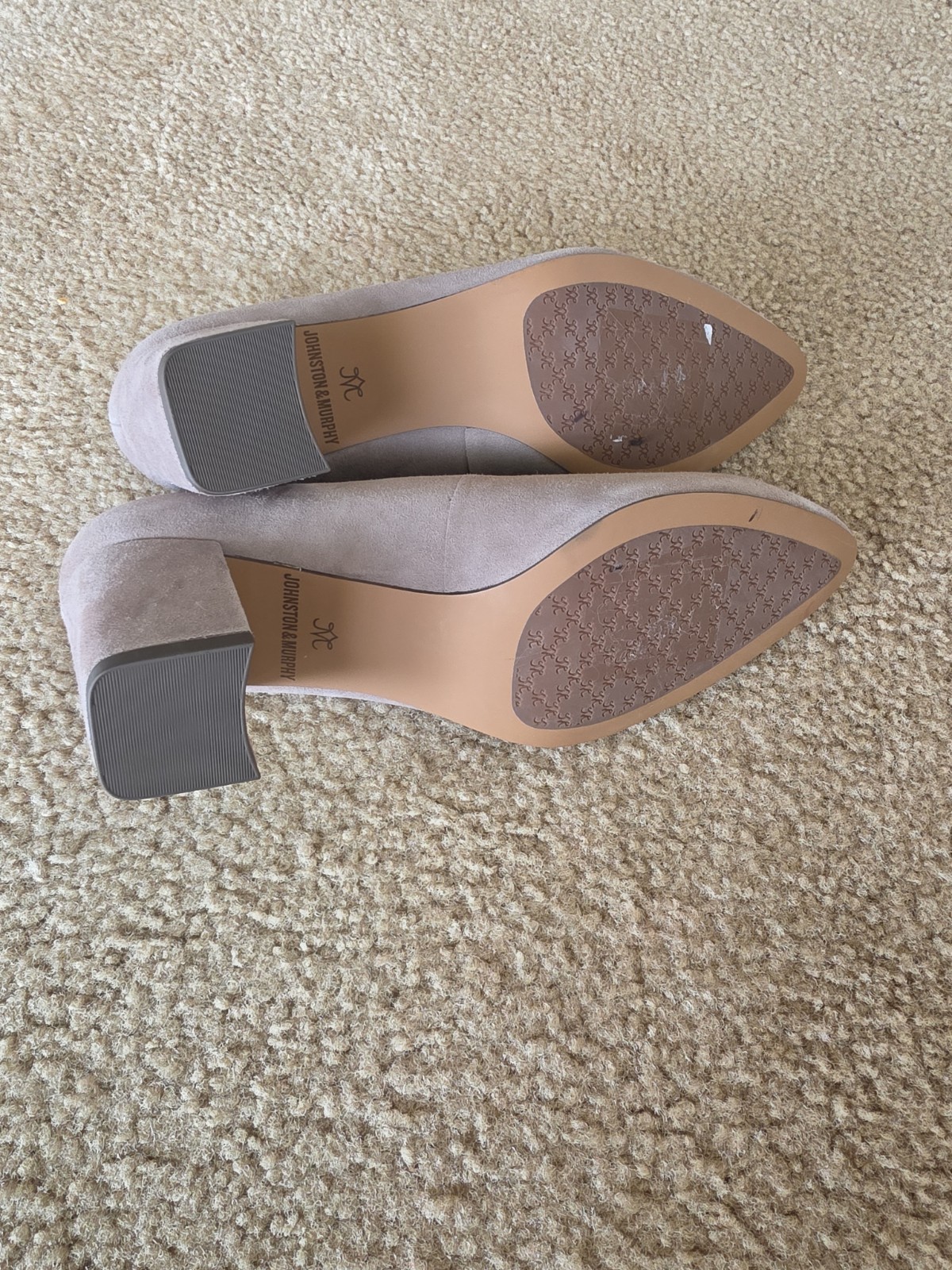 Johnston & Murphy Womens Vicki Suede Block Heel Pumps Beige Size 6.5 NEW