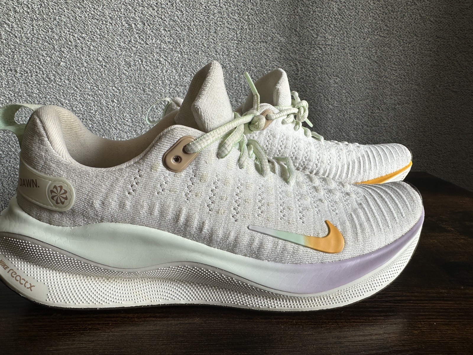 Nike ReactX Infinity Run 4 Size 8.5 Womens White Vapor Green Running Shoes