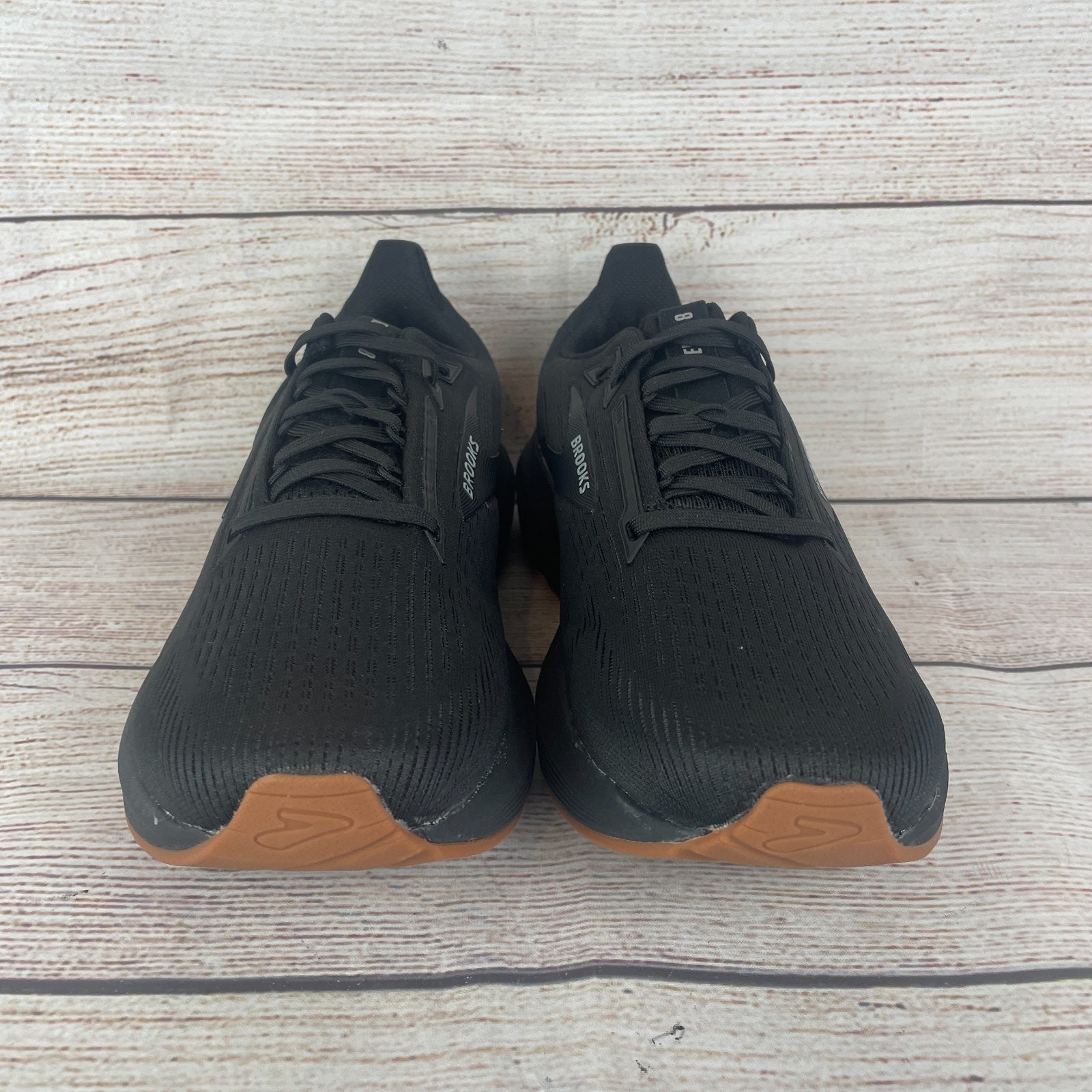 Brooks Revel 8 Womens Sz 9B Running Shoes Black All Black
