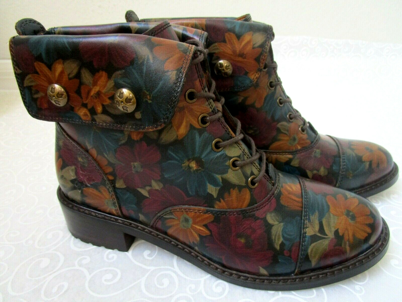 Patricia Nash Lia Leather Boots Size 8-1/2M –Peruvian Painting Floral New in Box