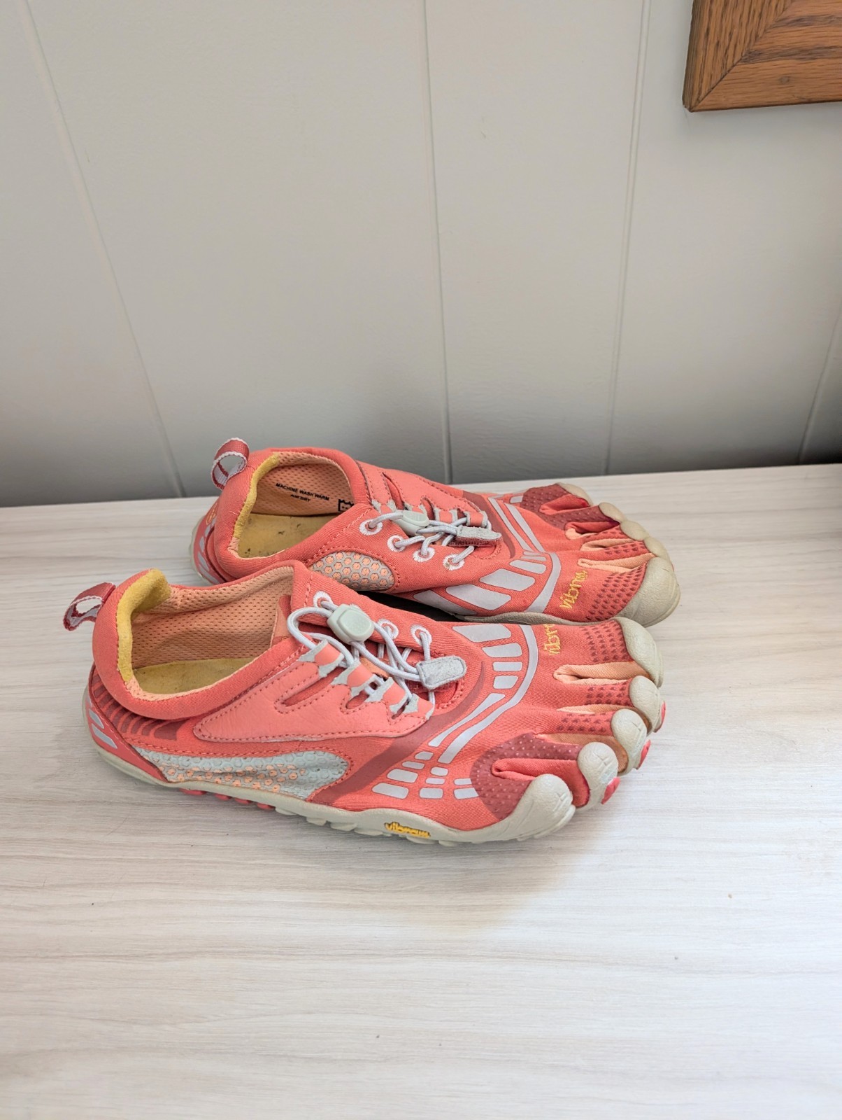 Vibram FiveFingers KMD Sport LS Women’s Size 38