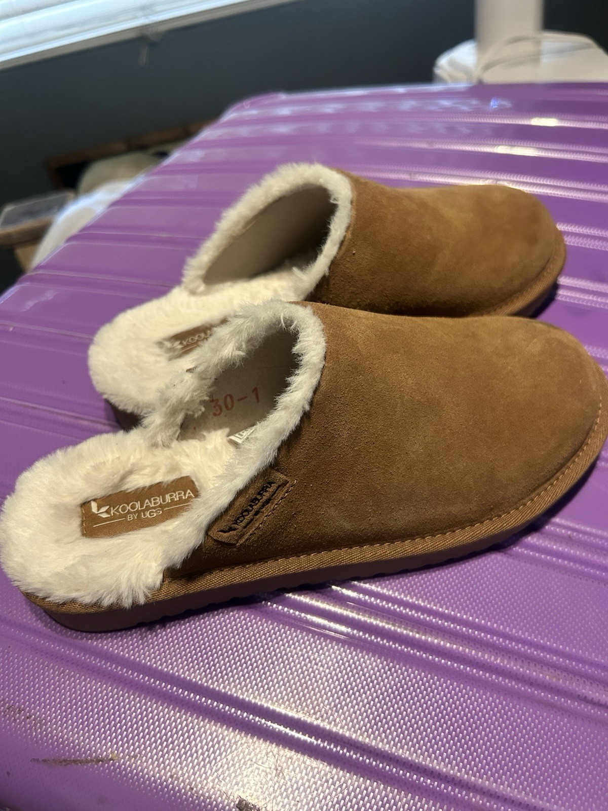 Koolaburra by UGG Milo Women’s Brown Suede Faux Fur Lined Slip-On Slippers size9