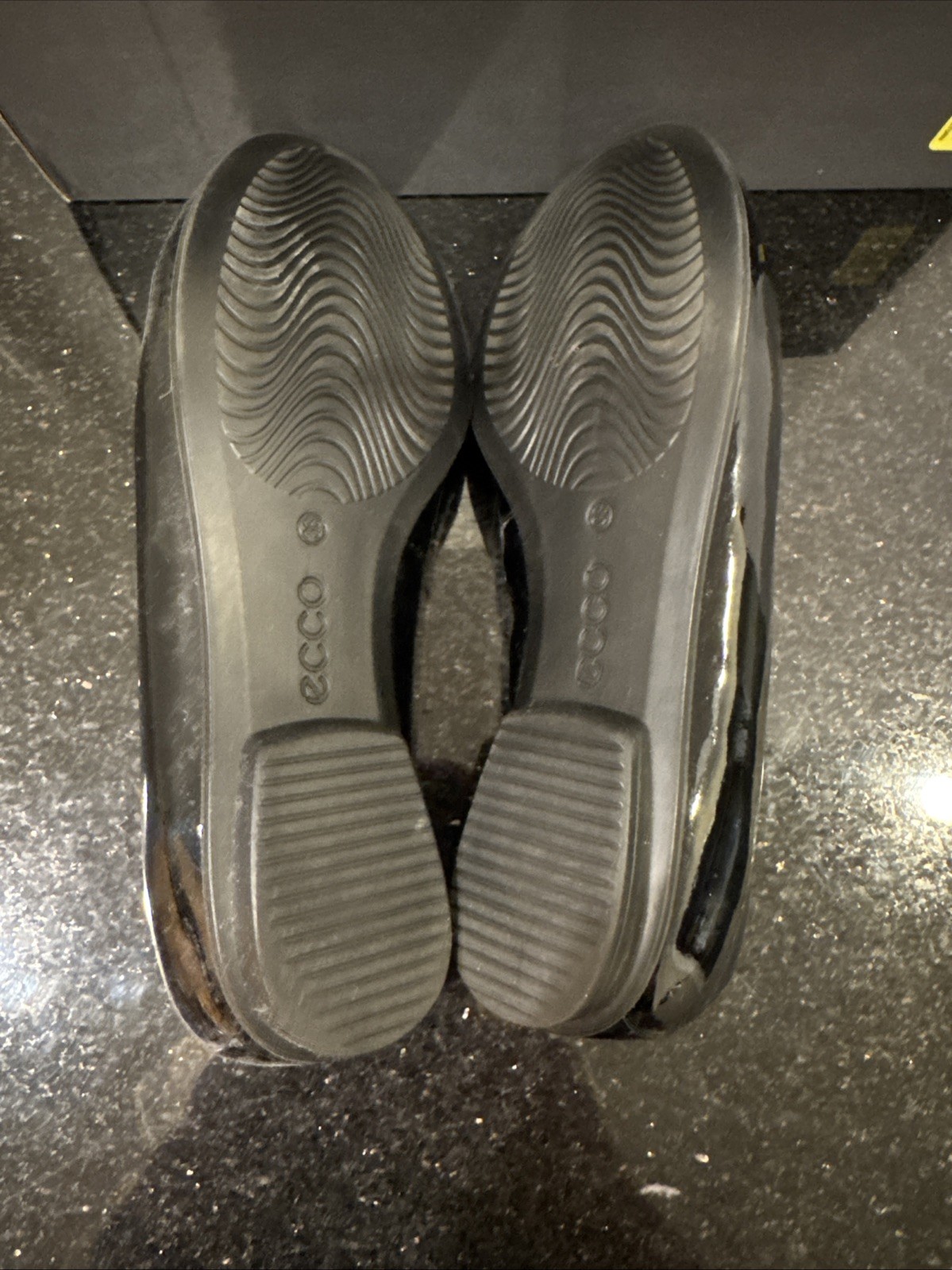 ECCO Touch Ballerina BLACK PATENT LEATHER STRETCHY FABRIC FLATS Slip Ons 7-7.5