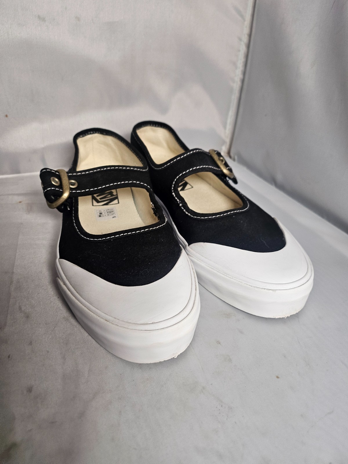 Vans Style 93 Mary Jane Women Size 6 Black White Canvas Buckle Shoes