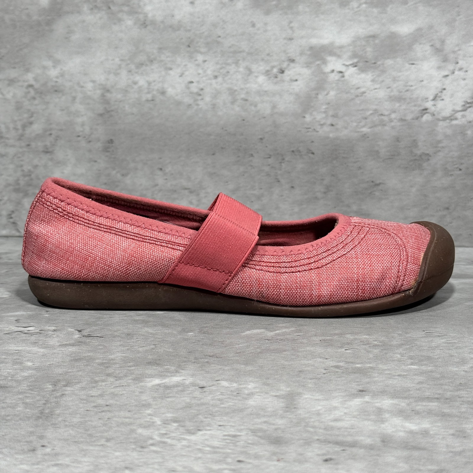 KEEN Sienna Red Coral Slip On Mary Jane Style Shoes Flats Women’s Size 7.5