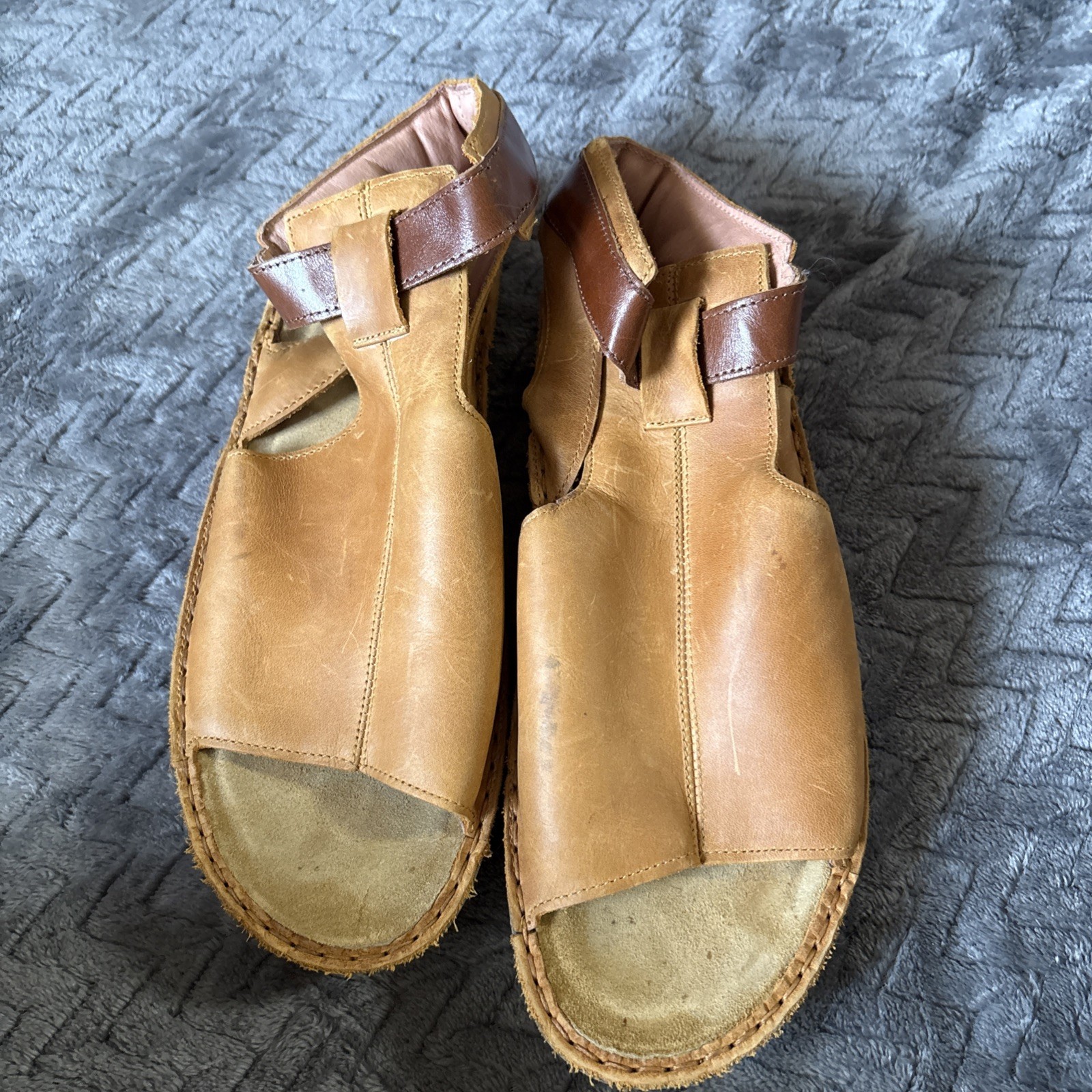 Naot Leather Sandals Size 39