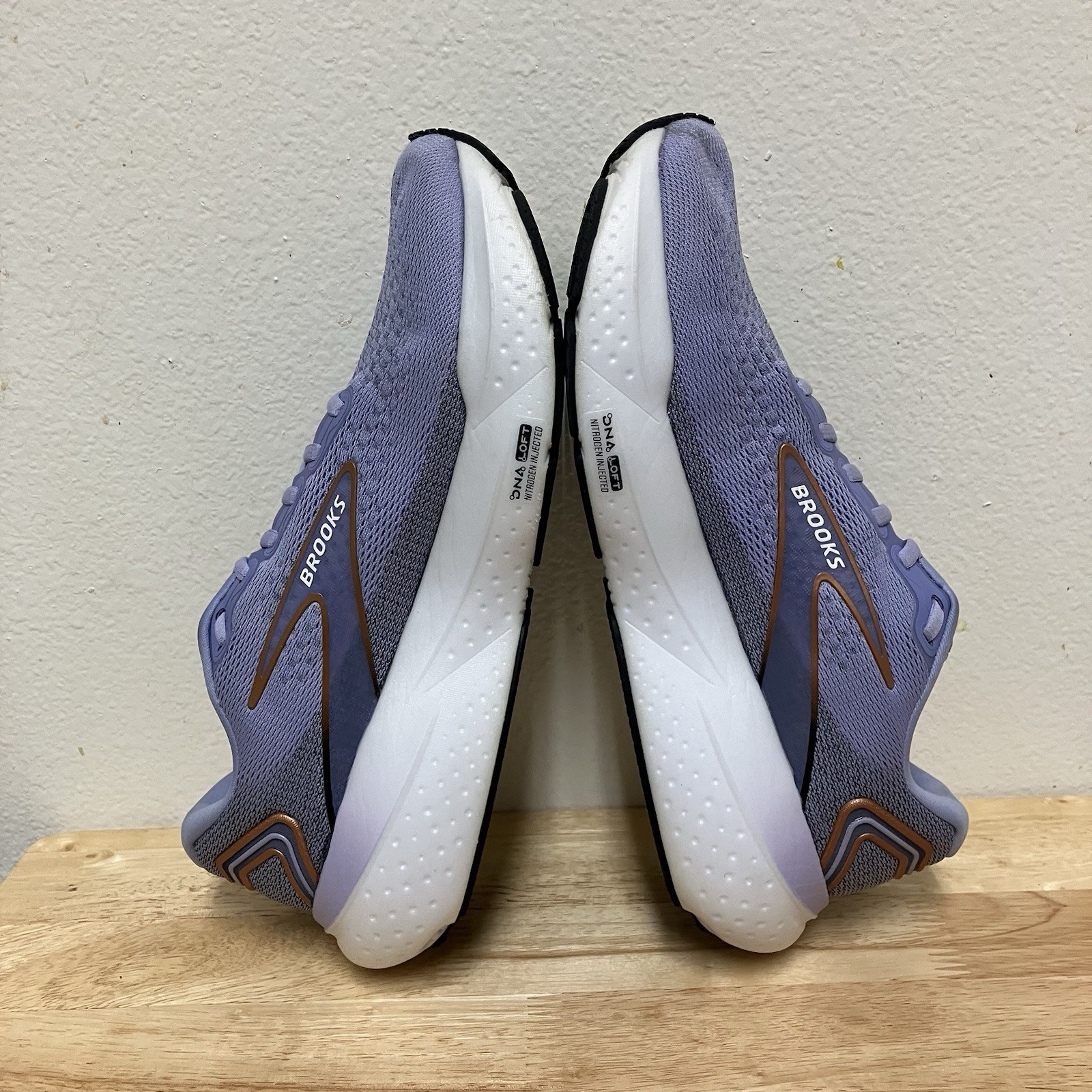 Size 10.5 Women’s Brooks Glycerin 21 Lavender/Black/Copper 1204081B544