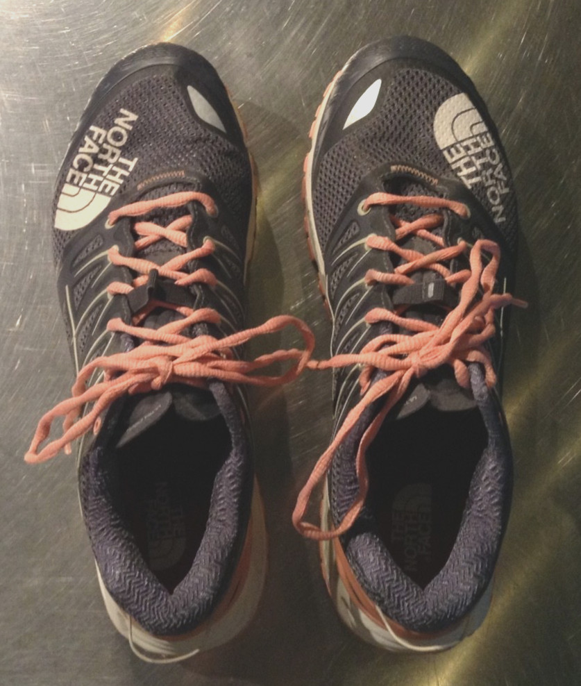 The North Face Ultra Endurance 2 Women’s 11 Trail Running Shoes Grey & Pink VGC
