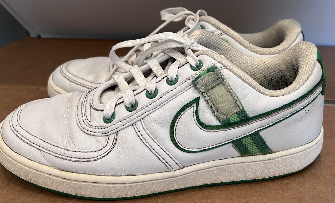 Nike Size 10 Women’s Low White W/ Green Vandals See Description