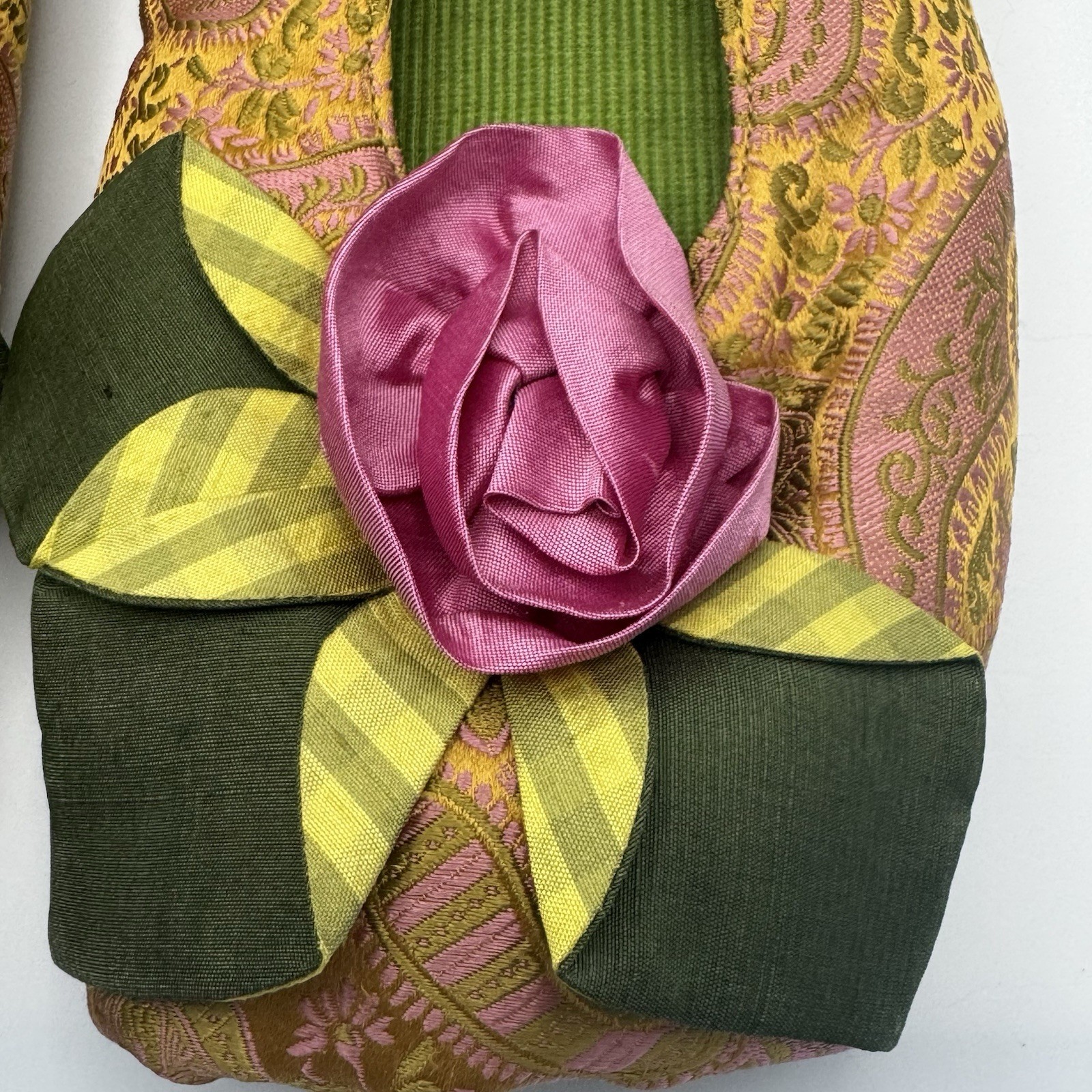 Goody Goody Bon Bon Floral Brocade Slippers WL Velvet Rose Renaissance Festival