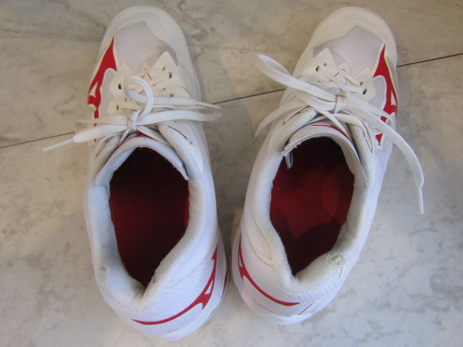 Mizuno Wave Lightning Z6 White Lace up Logo Sneakers Women’s Size 11.5 EU 42