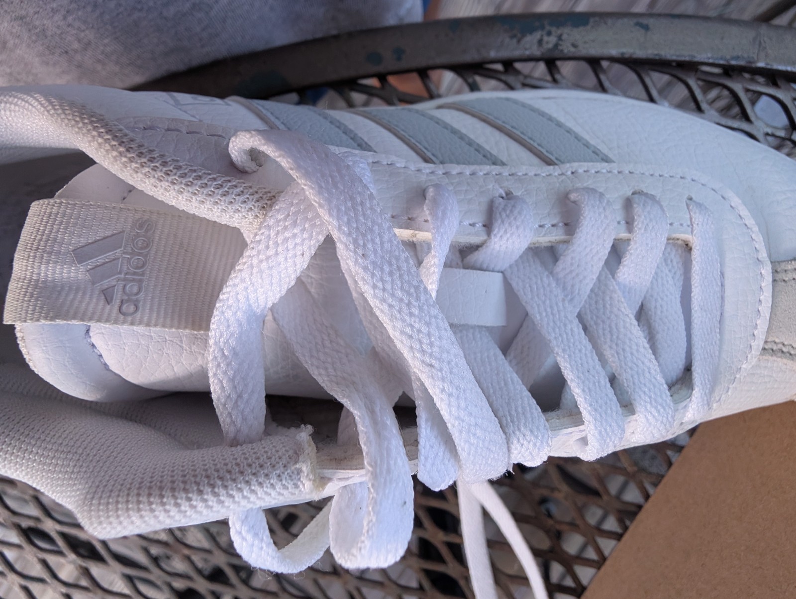 Adidas Court 3.0 White/Gray Leather Low Top Athletic Sneaker women’s SIZE 7.5