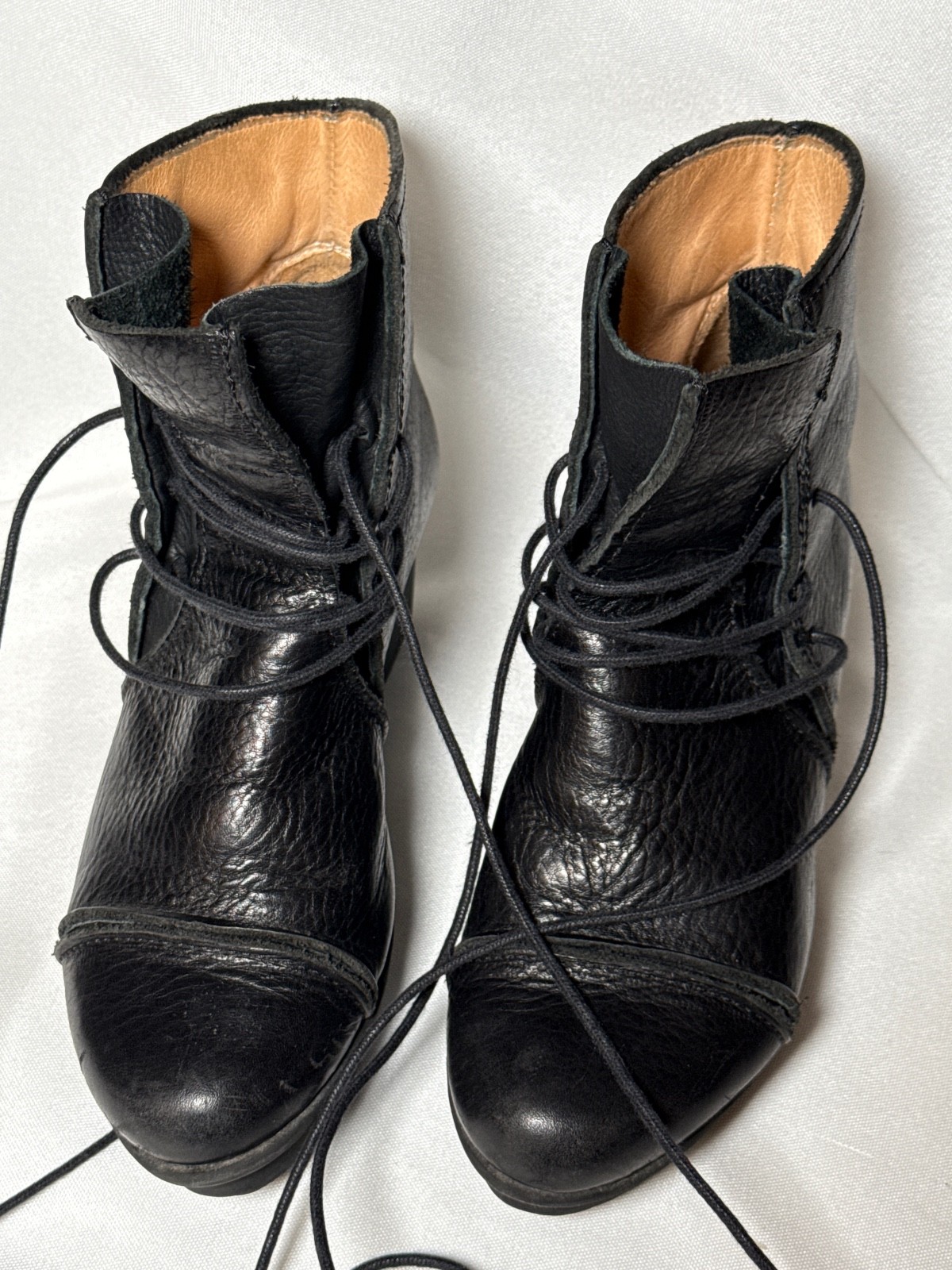 Trippen Lacuna f Black Leather Ankle Boots Splitt Wedge Germany Sz 35