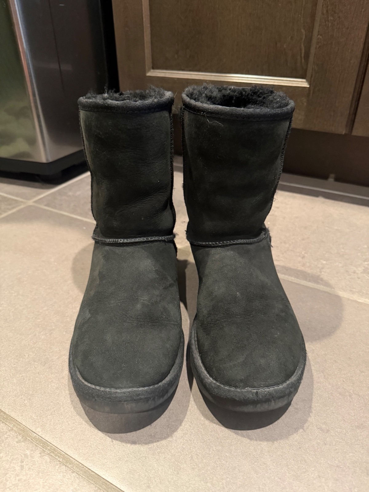 UGG Australia Classic Short II Winter BOOTS for Women 088 – Black 7 US / 38 EU