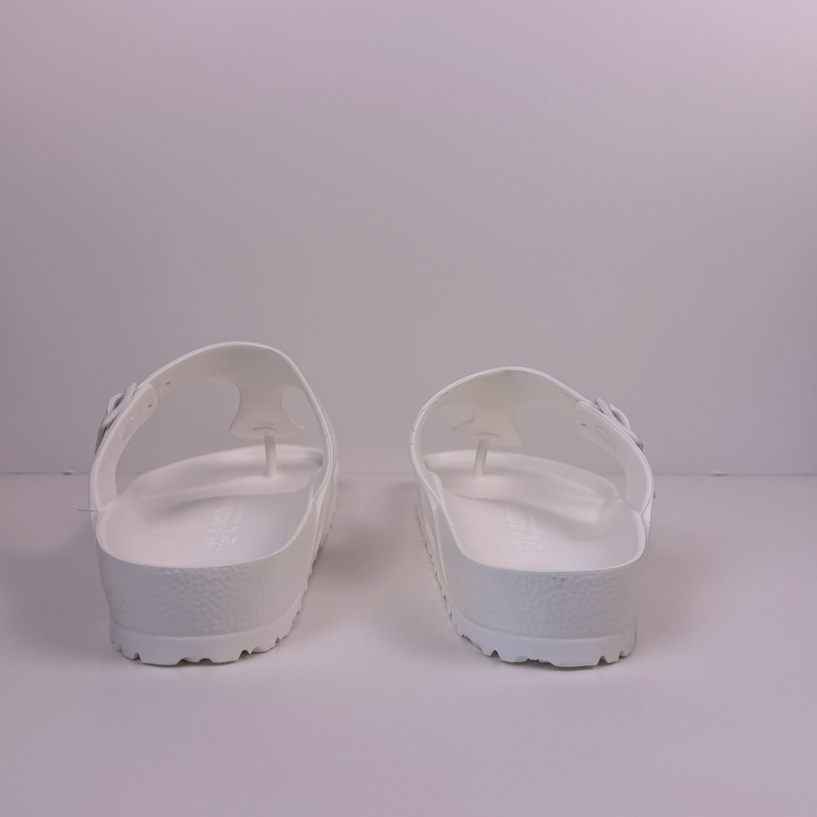Birkenstock Gizeh EVA Sandal Size 11 Men’s / 13 Women’s Regular Fit White EU 44