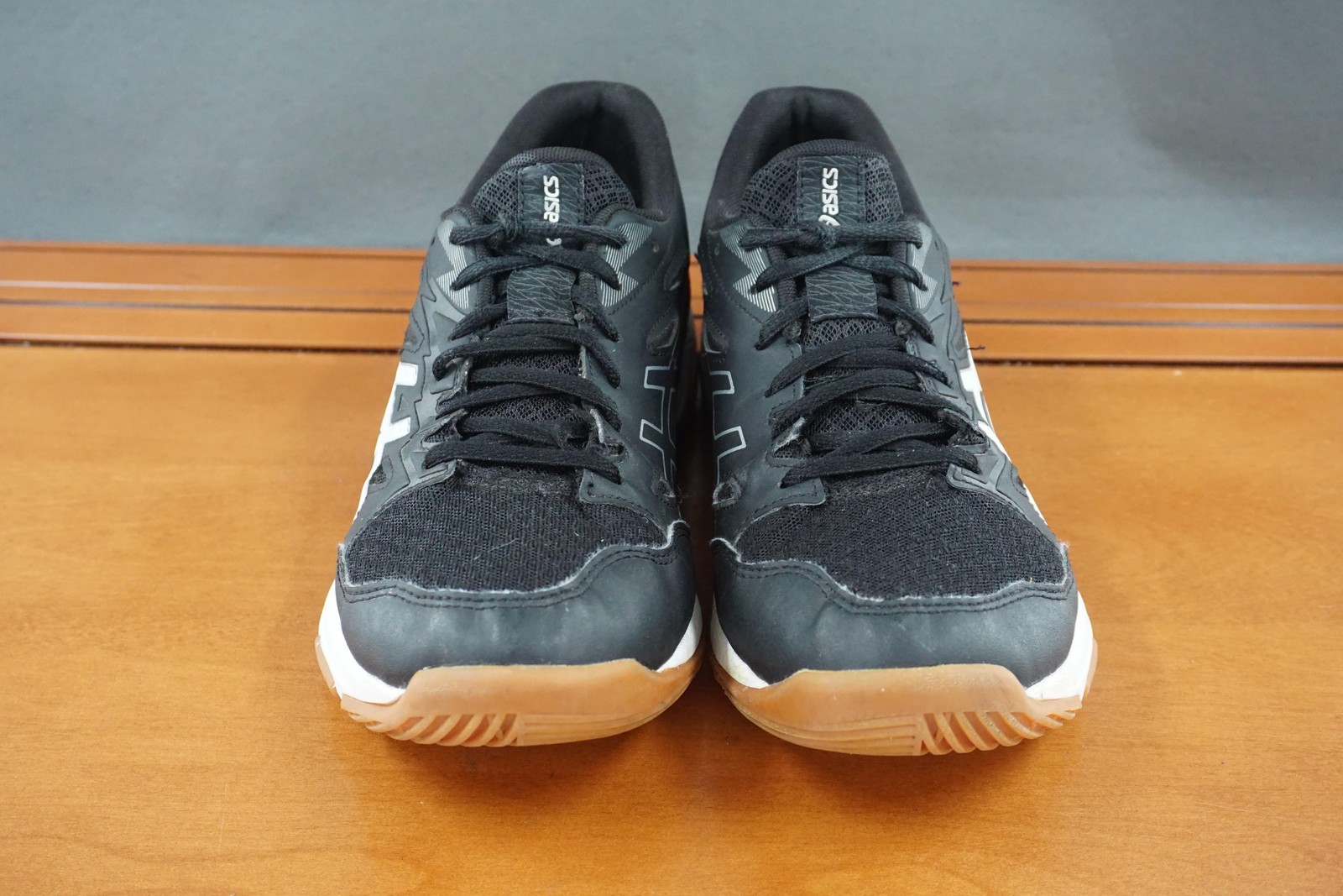 ASICS Gel Rocket 11 Shoes Womens Size 8 Black White Gum Athletic Court Sneaker