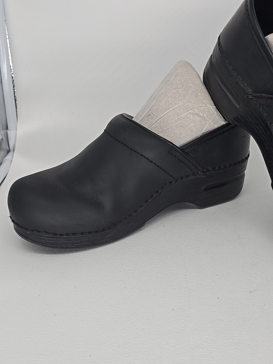 Dansko Shoes Women’s Size 38 US 7.5-8 Black Leather Nursing Clogs ~ READ SEE PIC
