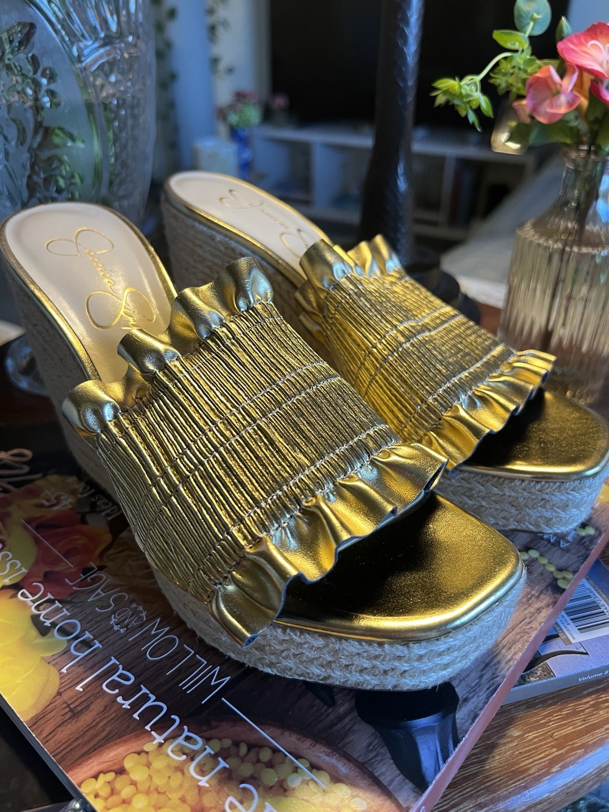 Jessica Simpson Serilda Gold Ruffled Smocked Espadrille Wedge Sandals Sz 8.5M
