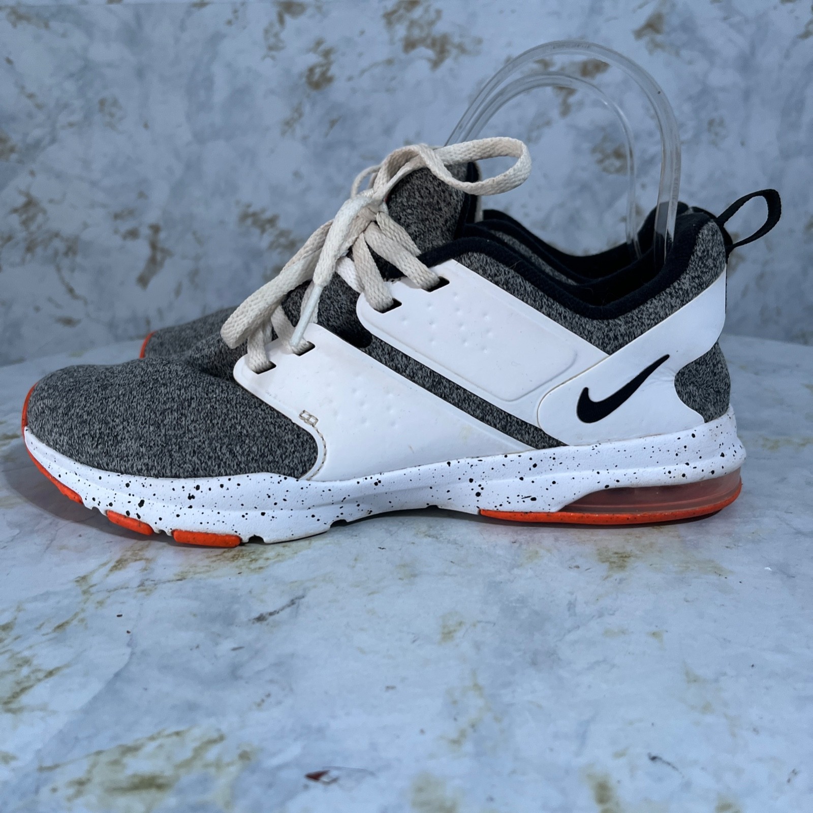 Nike Air Max Bella TR Womens Size 6.5 Running Shoes White Gray Athletic Sneakers