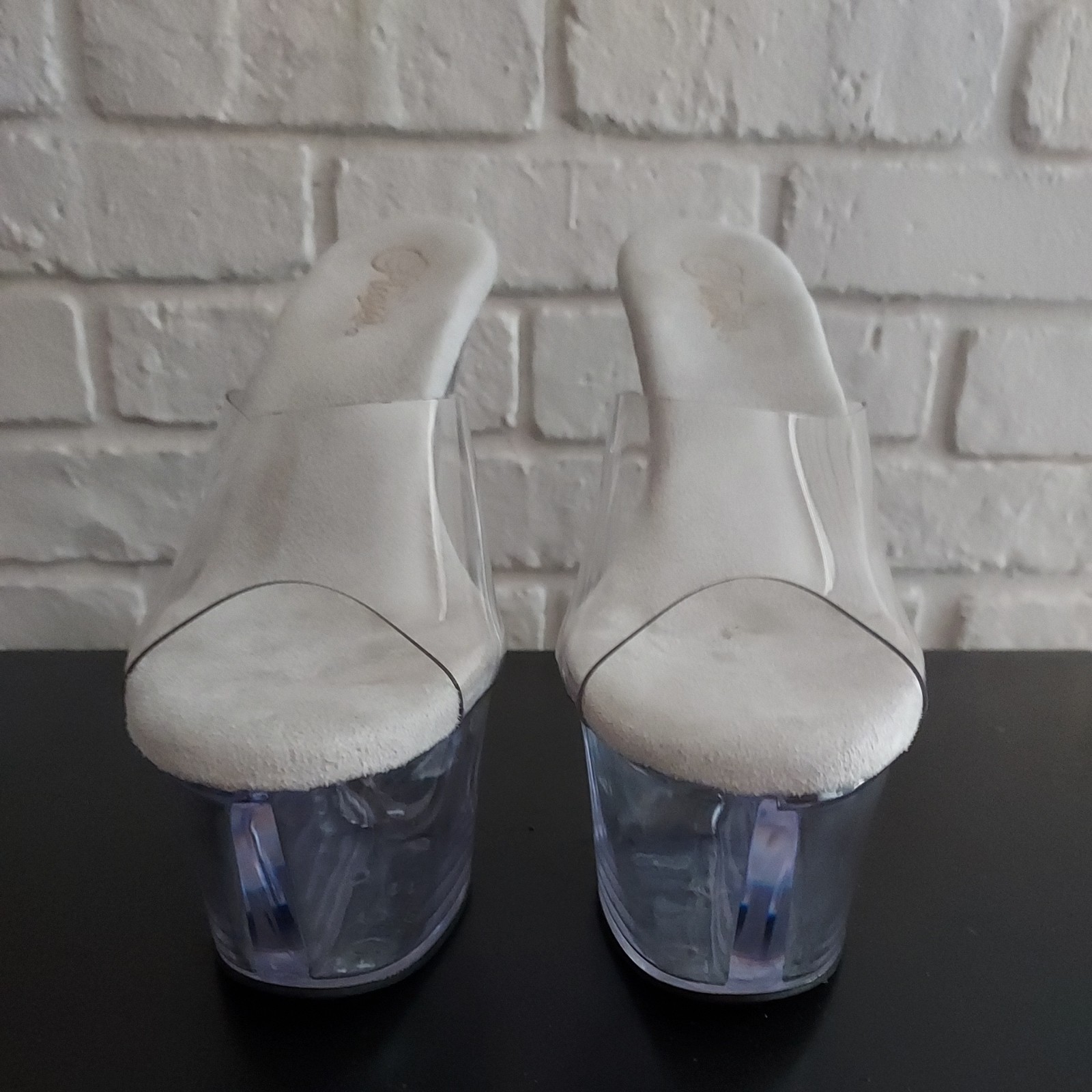 Pleaser Sky-301 Clear 7″ Heel Size 11