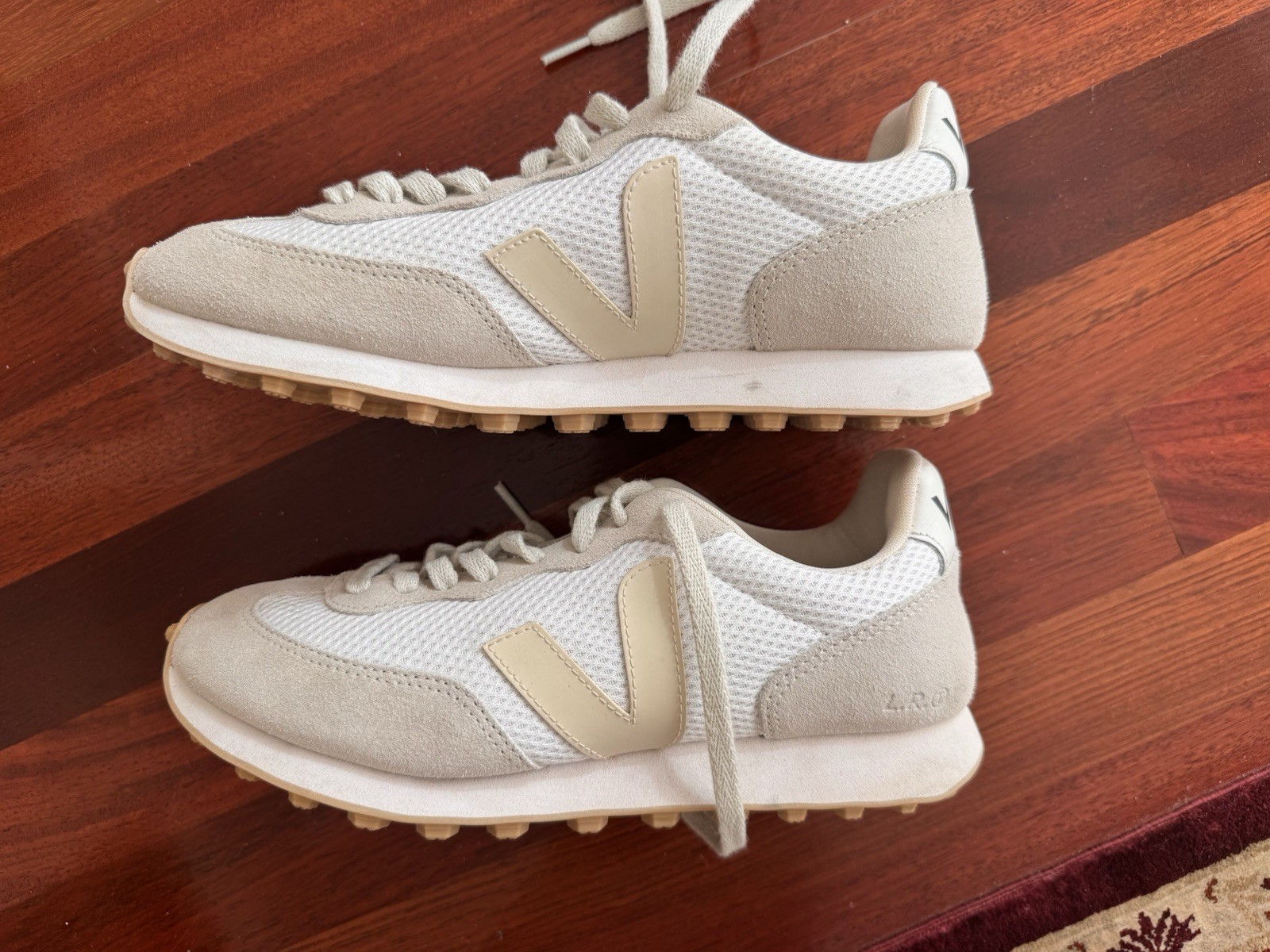 VEJA Rio Branco Women’s Colorblock Mesh Suede Lace-Up Low Top Sneakers Size 8