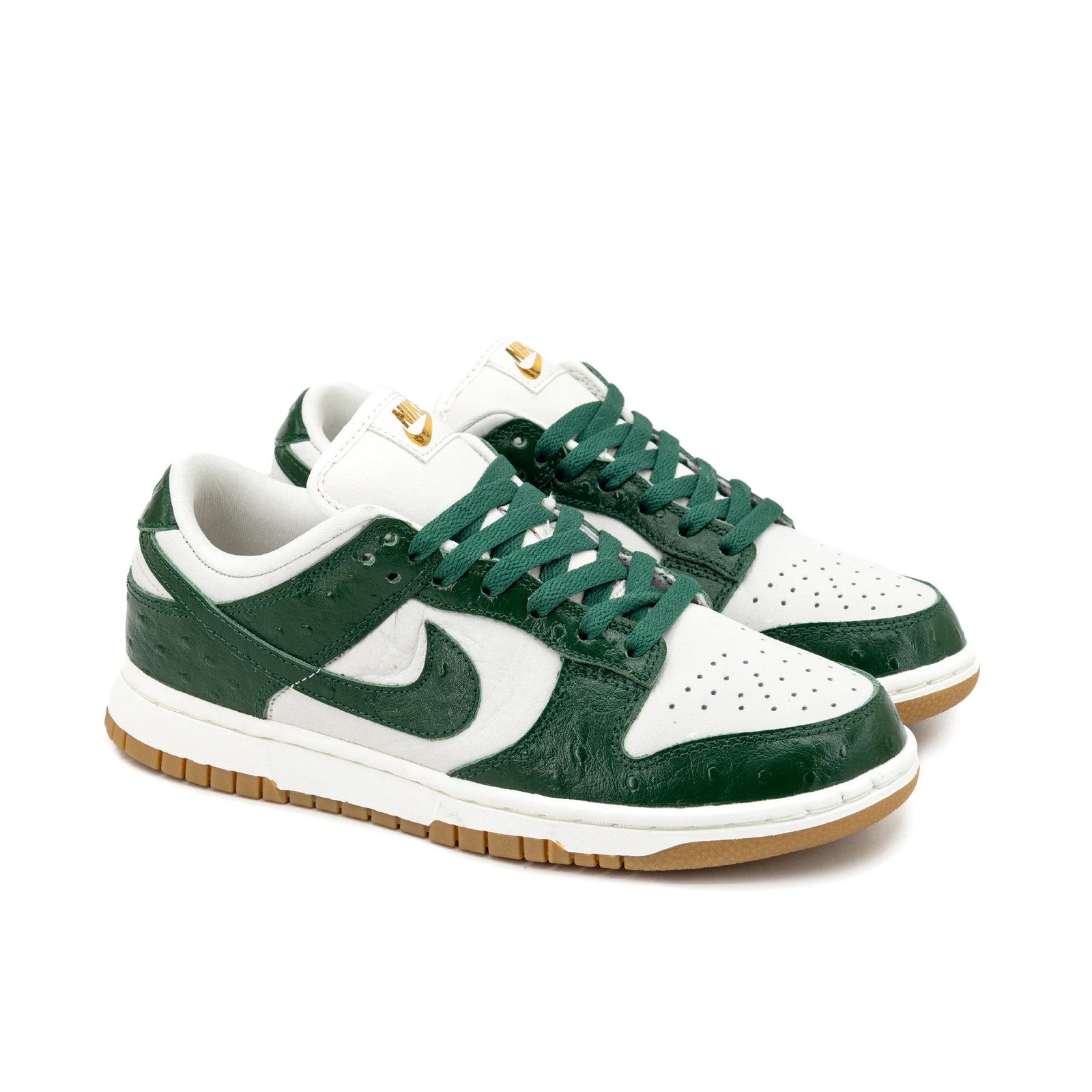 Women’s Nike Dunk Low LX «Green Ostrich» Phantm/Gorge Gn-Sl (FJ2260 002)