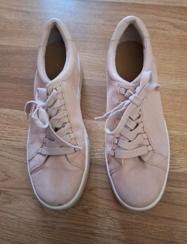 Cnandes-Lea Women’s Light Pink Laced Leather Sneakers Shoes Size 9.5M (Read)