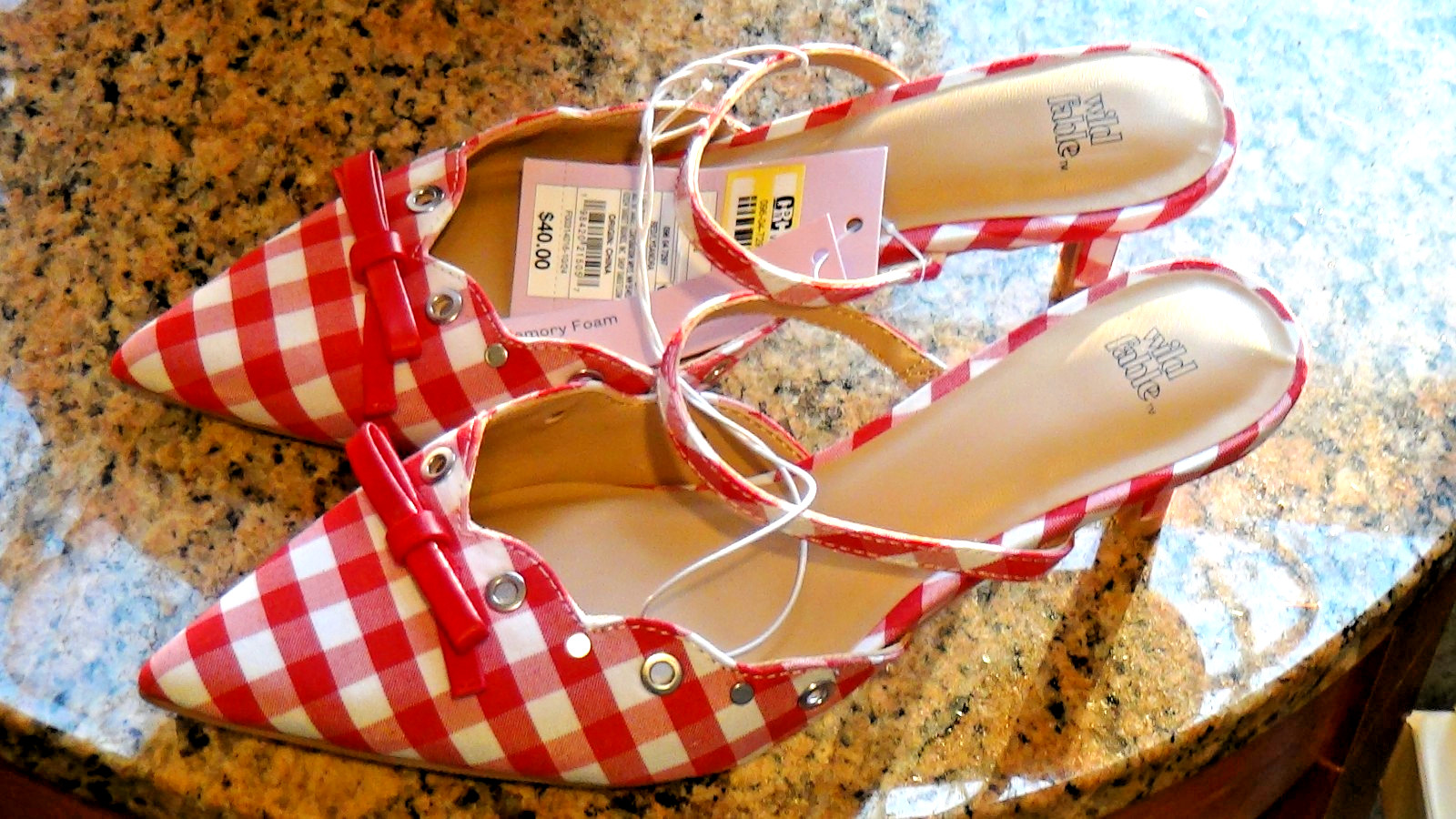 Wild Fable Women’s Lysandra Red White Gingham Eyelet Kitten Heels Sizes 6-11