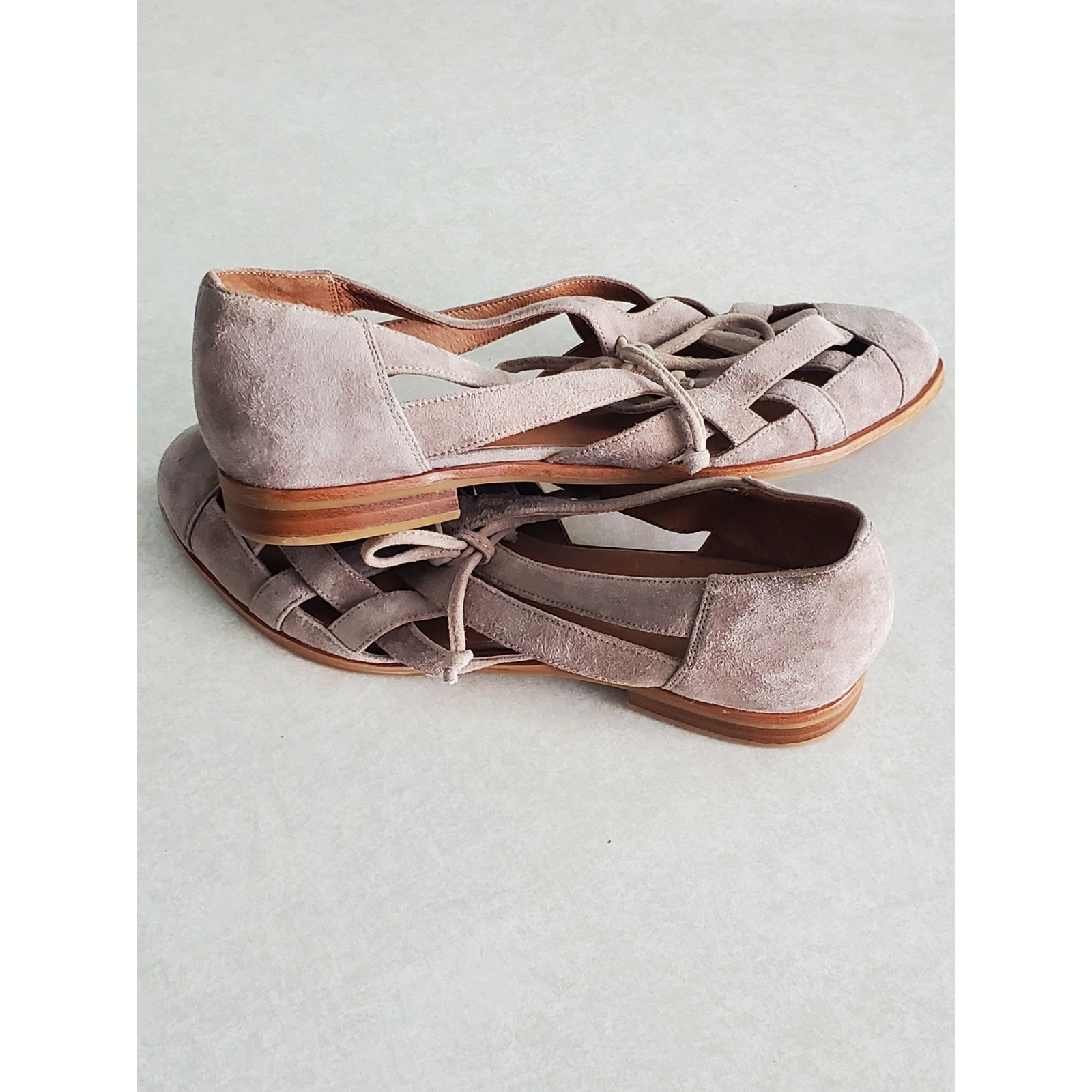 Jeffrey Campbell Canela Flats Taupe Suede Woven Huarache Sandals Size 6.5 Boho
