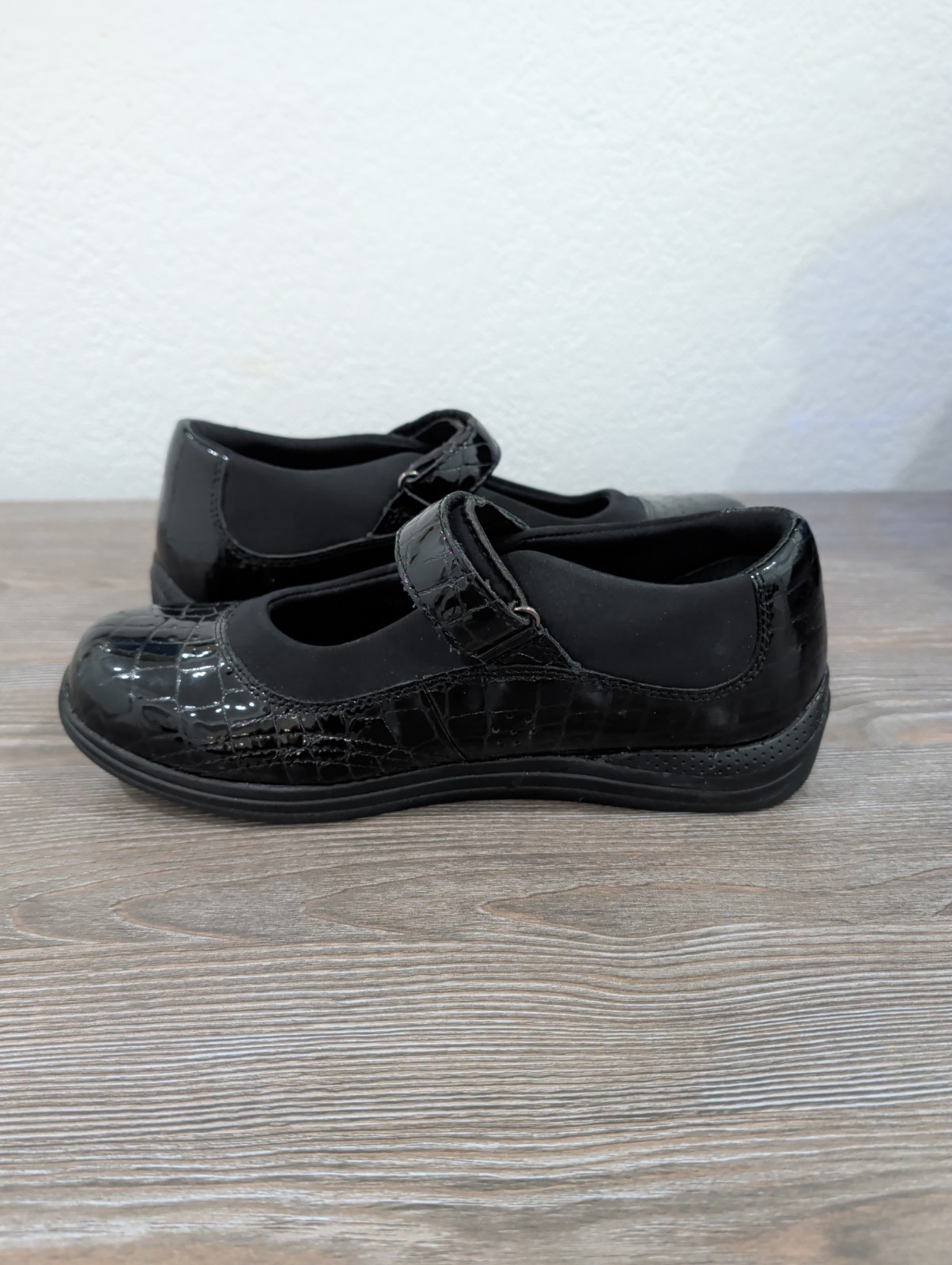 Women’s DREW » Rose » Black Patent Genuine Leather Mary Jane Shoes 8W