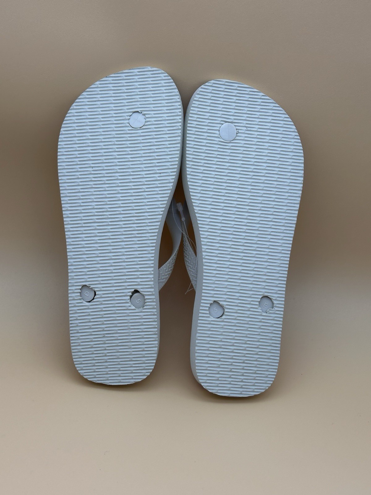 Havaianas Women’s/Men’s Top Postcard Salvador -Rubber Flip Flops-New – USA 9/10