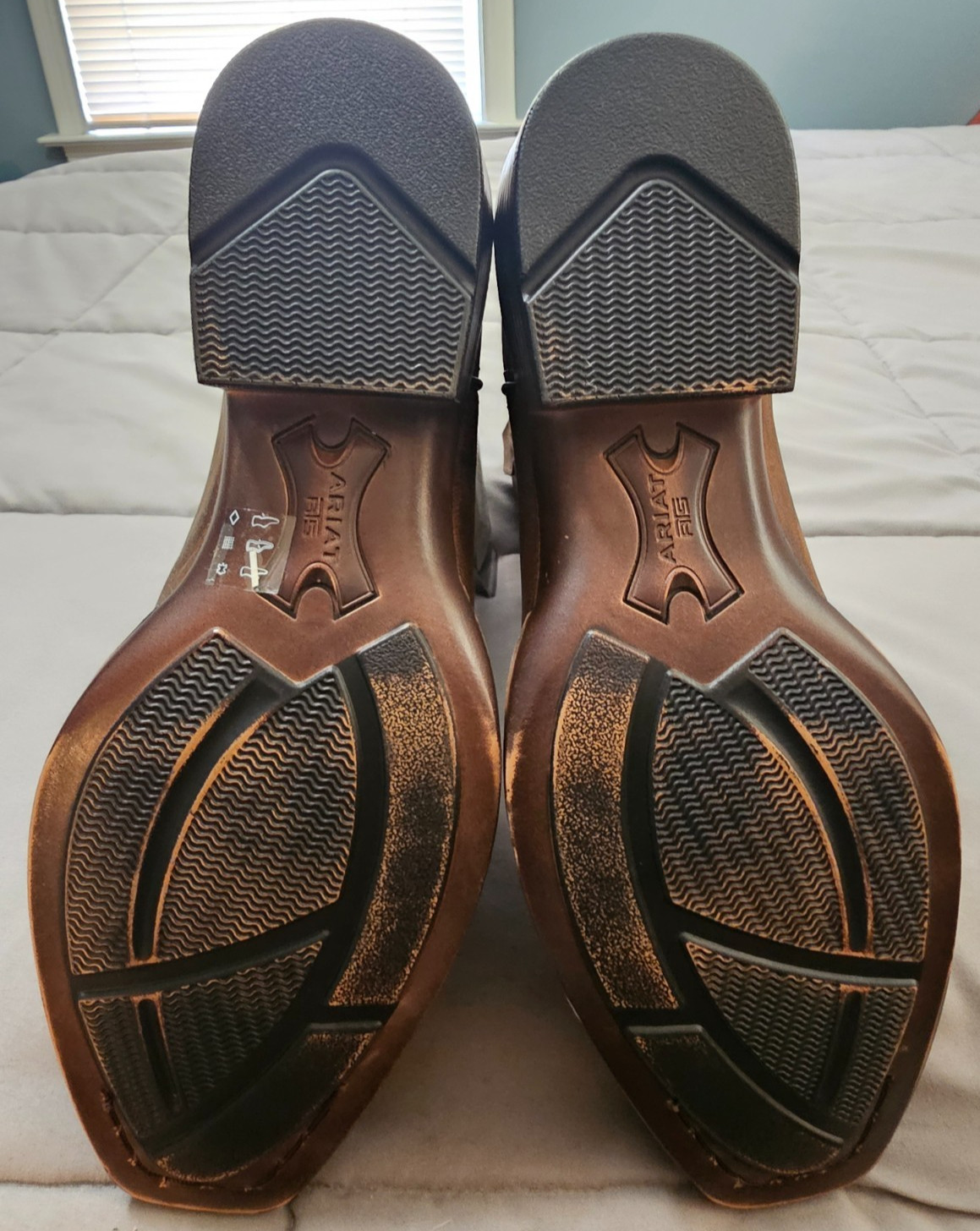 Ariat® (Women’s 7.5 B) Beaumont™ K Toe Western Boot in Sassy Brown/Tiger – $220