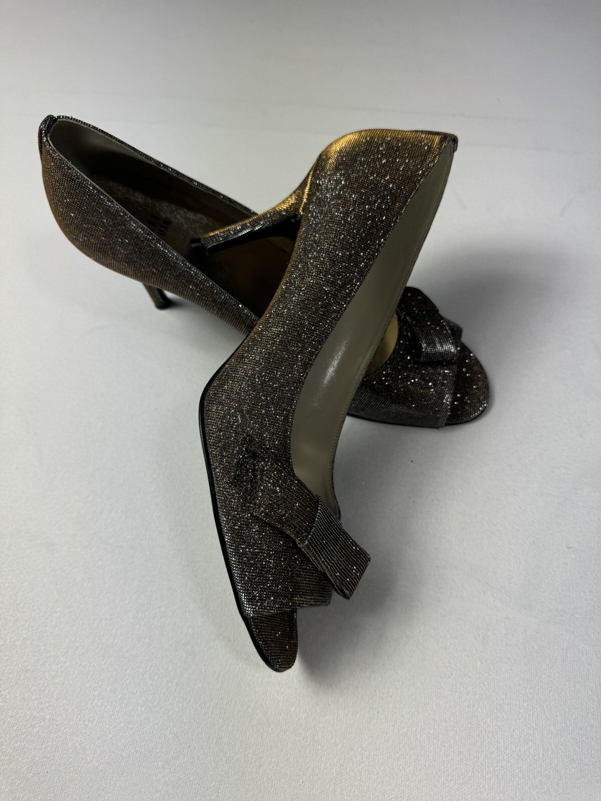 Stuart Weitzman Poco Pyrite Bowover Open Toe Evening Heel Pump Sz 10.5 NEW