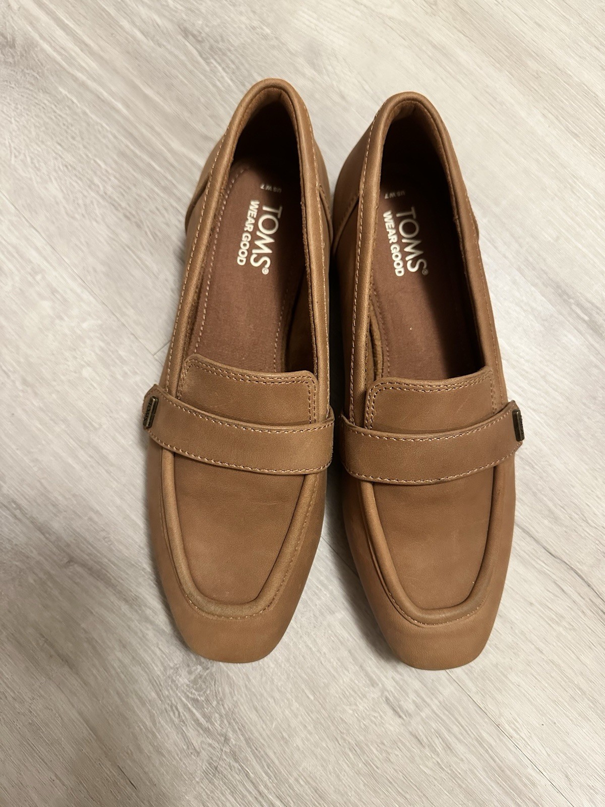 TOMS Women’s Brown Leather Slip-On Loafer – US 7