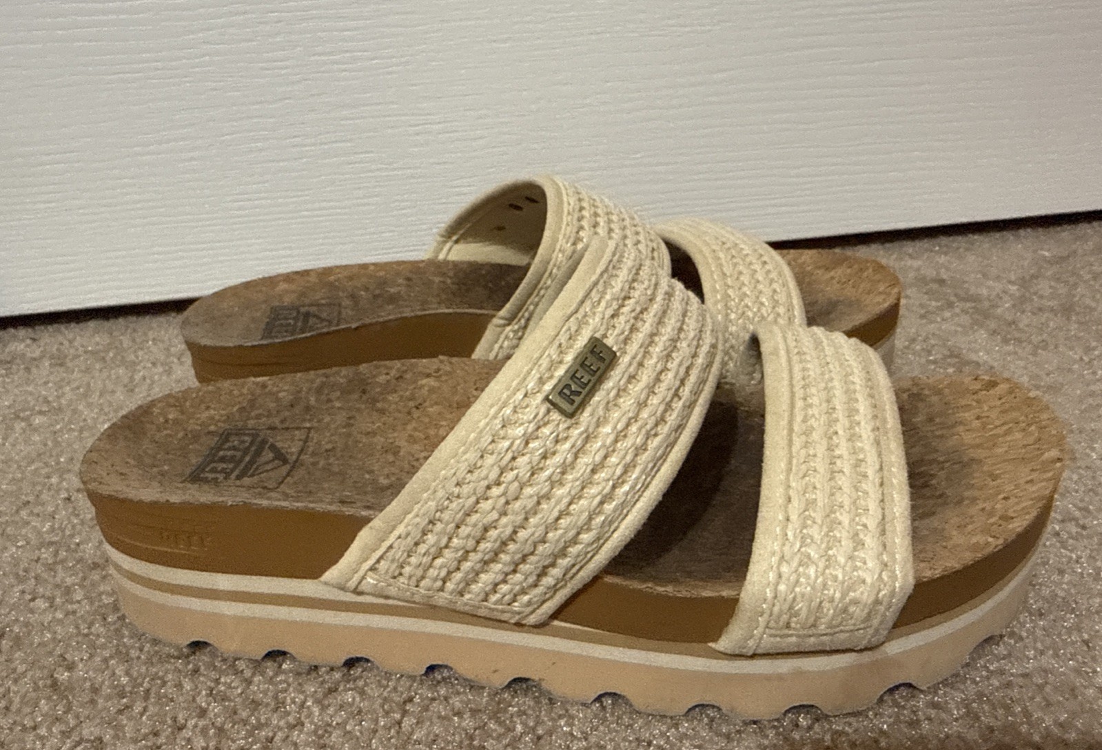 Reef Cushion Vista HI Beige Cream Woven Platform Slide Sandals Women’s Size 6