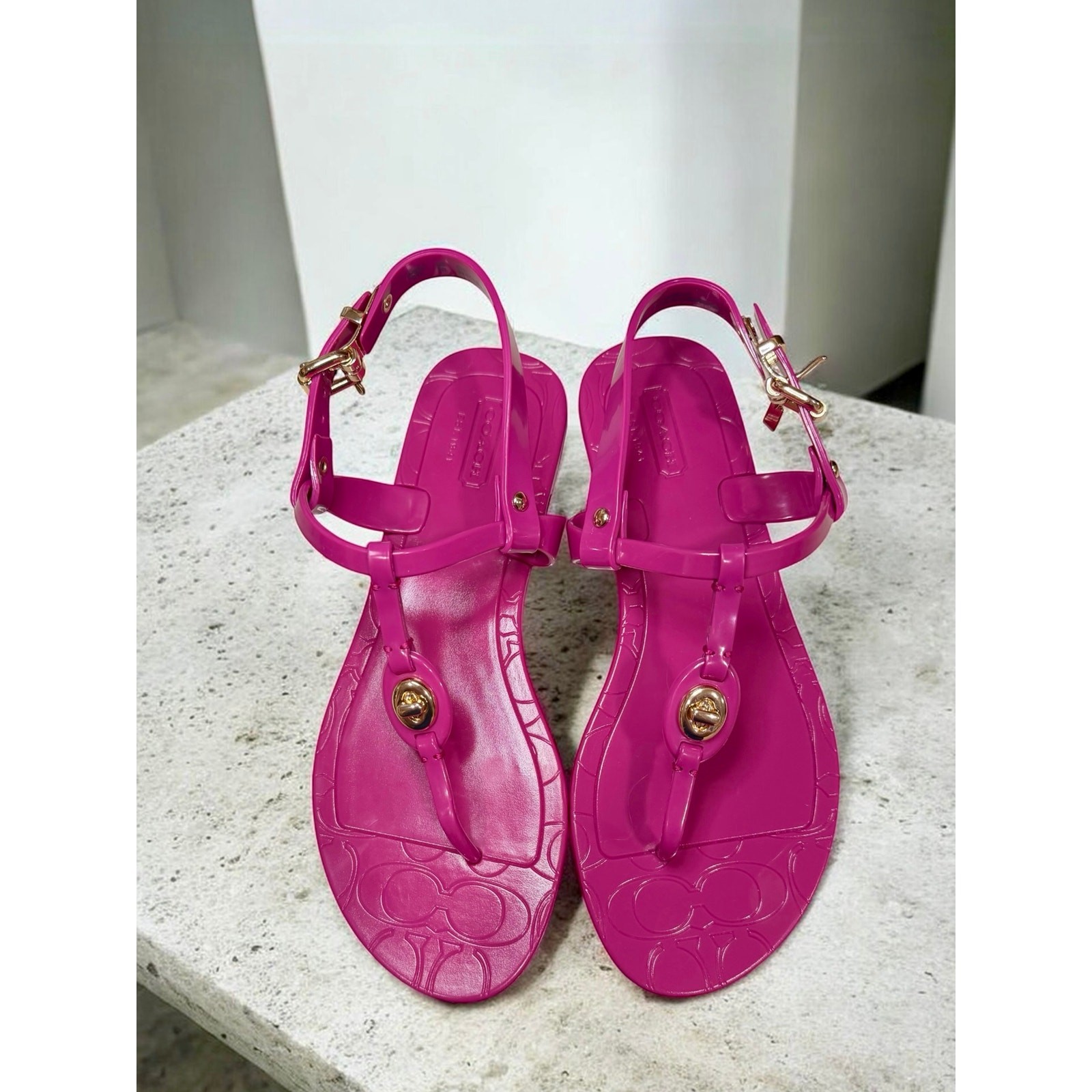 Coach A8875 Pier Jelly Thong Sandal Size 5B