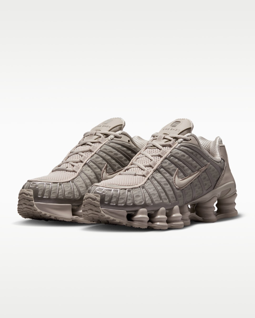 NIKE Women’s Shocks TL AR3566-204 Cream 2 Enigma Stone Cream 2