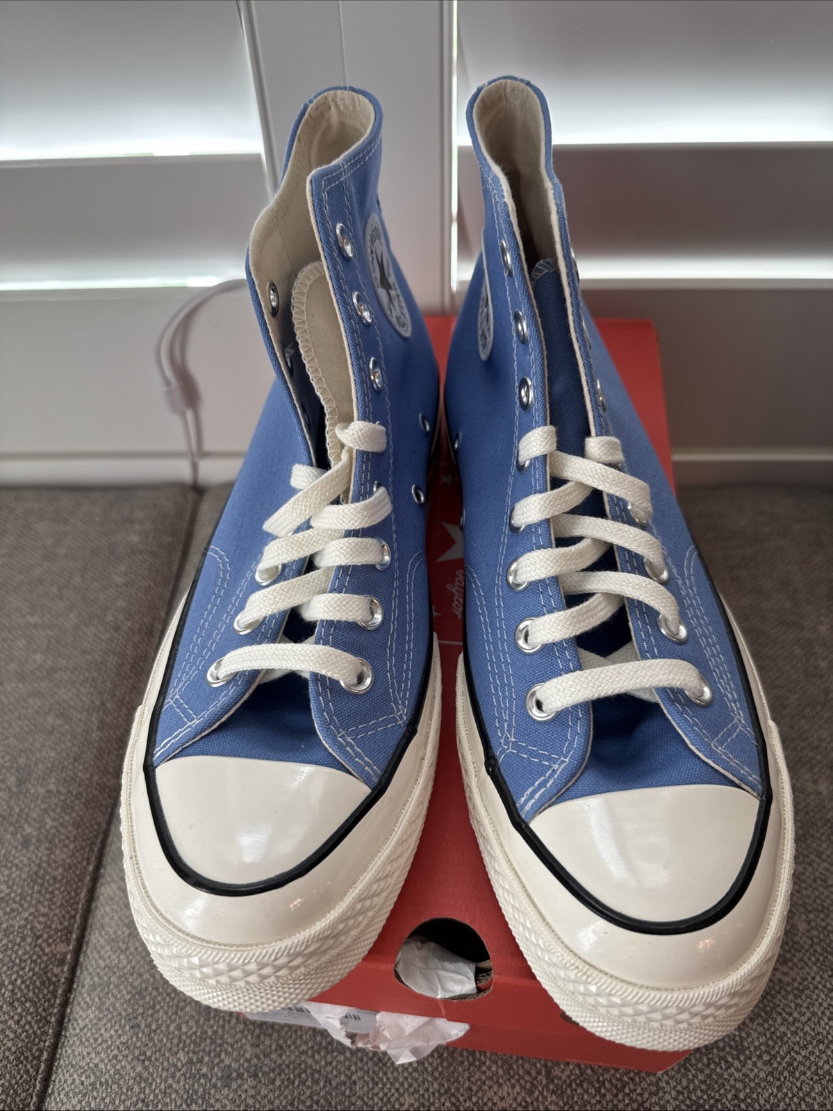 Women’s Size 10 / Men’s Size 8 Converse A10524F Blue Sneakers Shoes