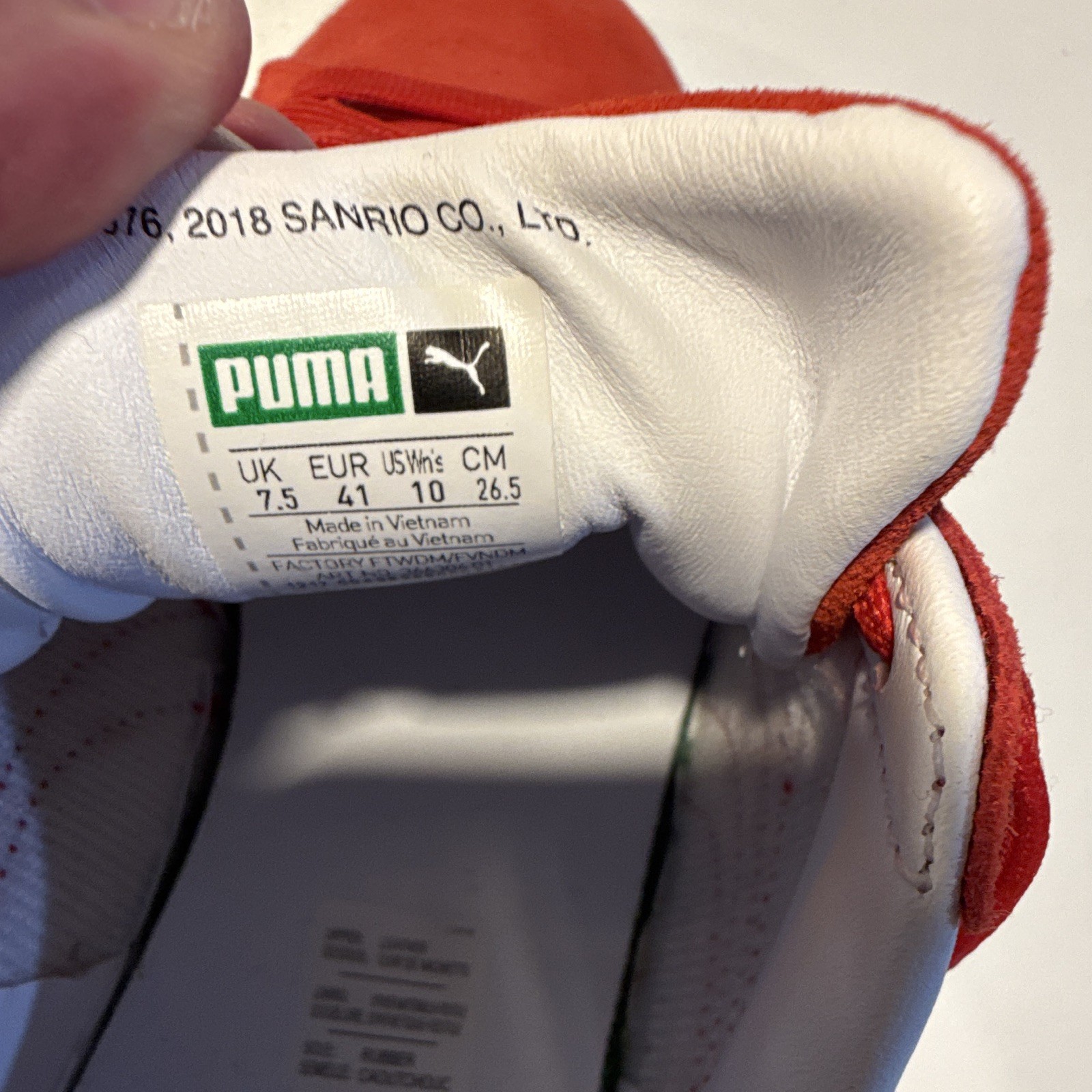 PUMA Hello Kitty Red/White Low Top Lace-Up Women’s All-Over Sneaker Size 10
