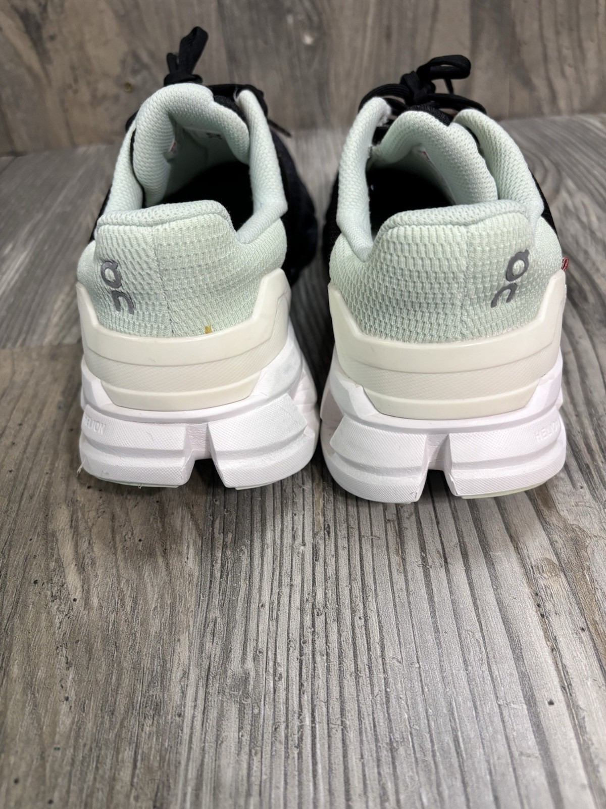 On Cloud Cloudflyer Black Blue Athletic Shoe Women’s 7.5