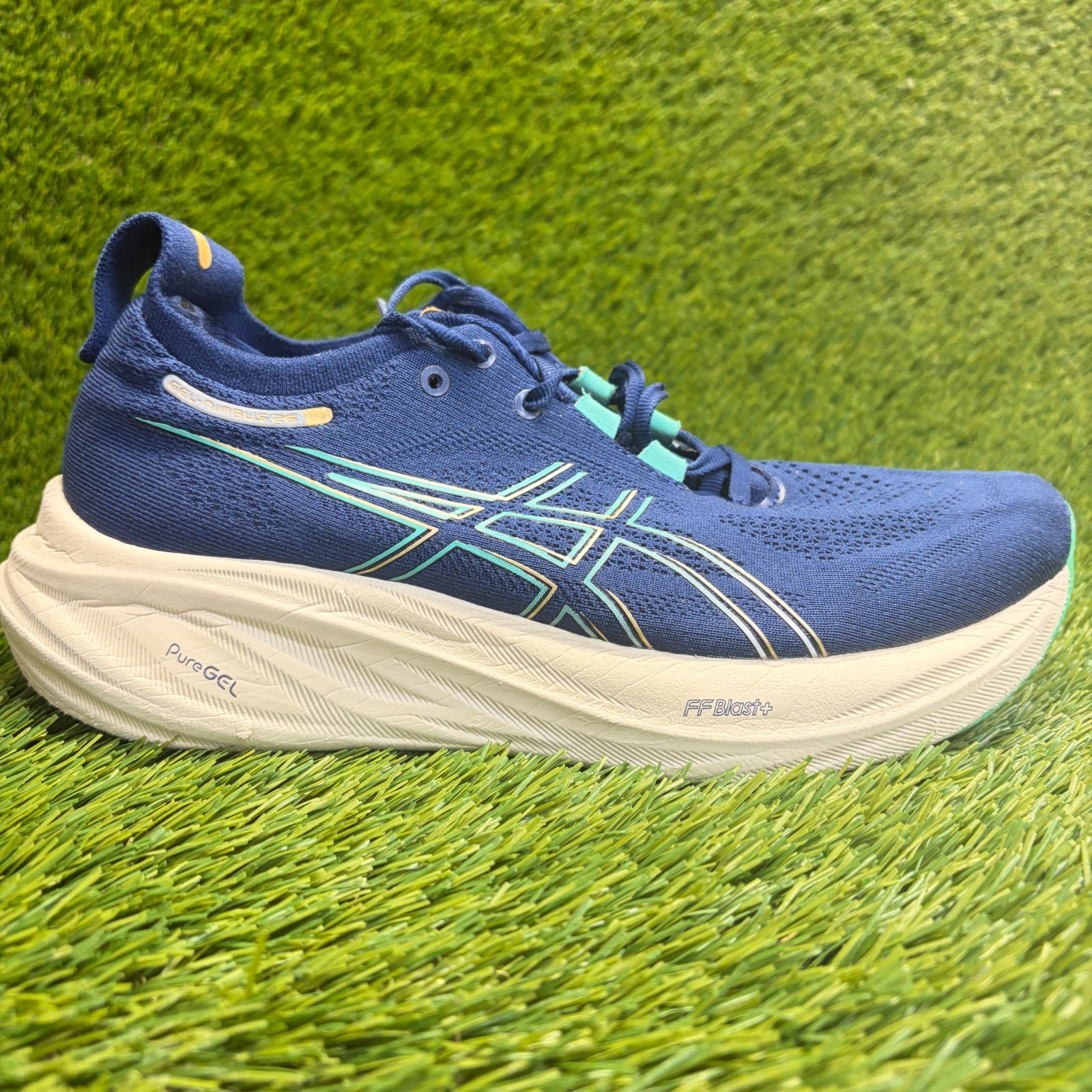 Asics Gel-Nimbus 26 Womens Size 9.5 Blue Beige Athletic Running Shoes Sneakers