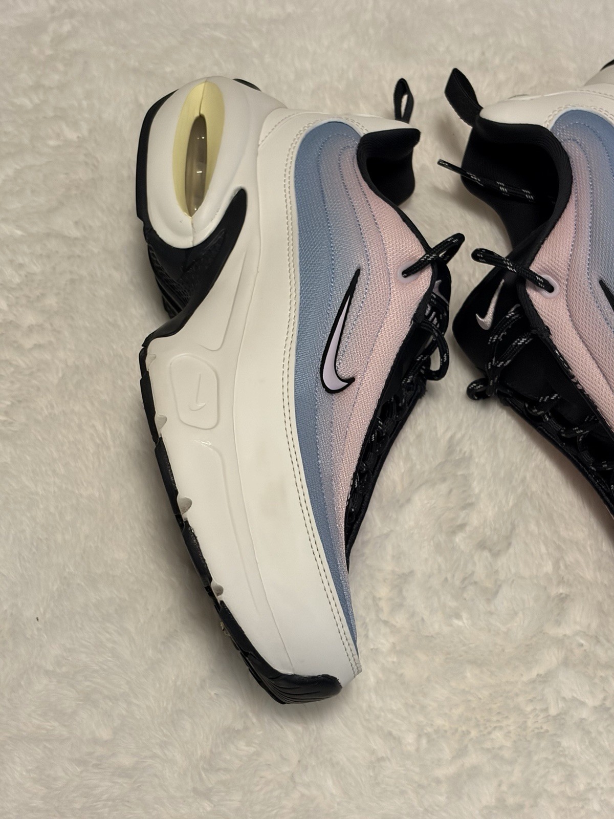 Nike Air Max Portal HV5761-133 Women’s Size 9 Pink Blue Sail Sneakers