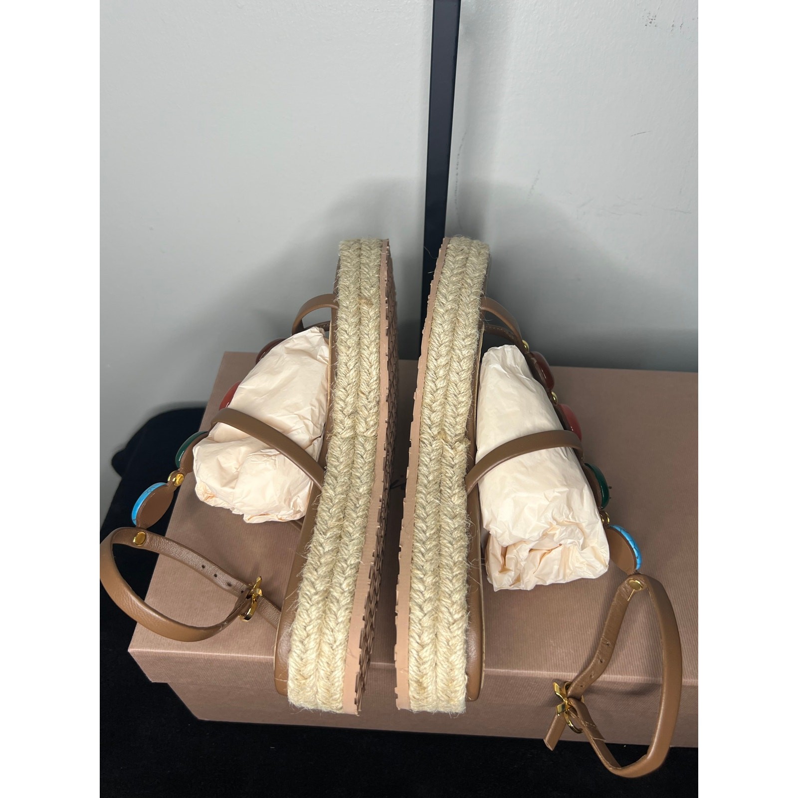 Gianvito Rossi Shanti Beach Sandals 36 Tan Leather Jeweled Platform NIB