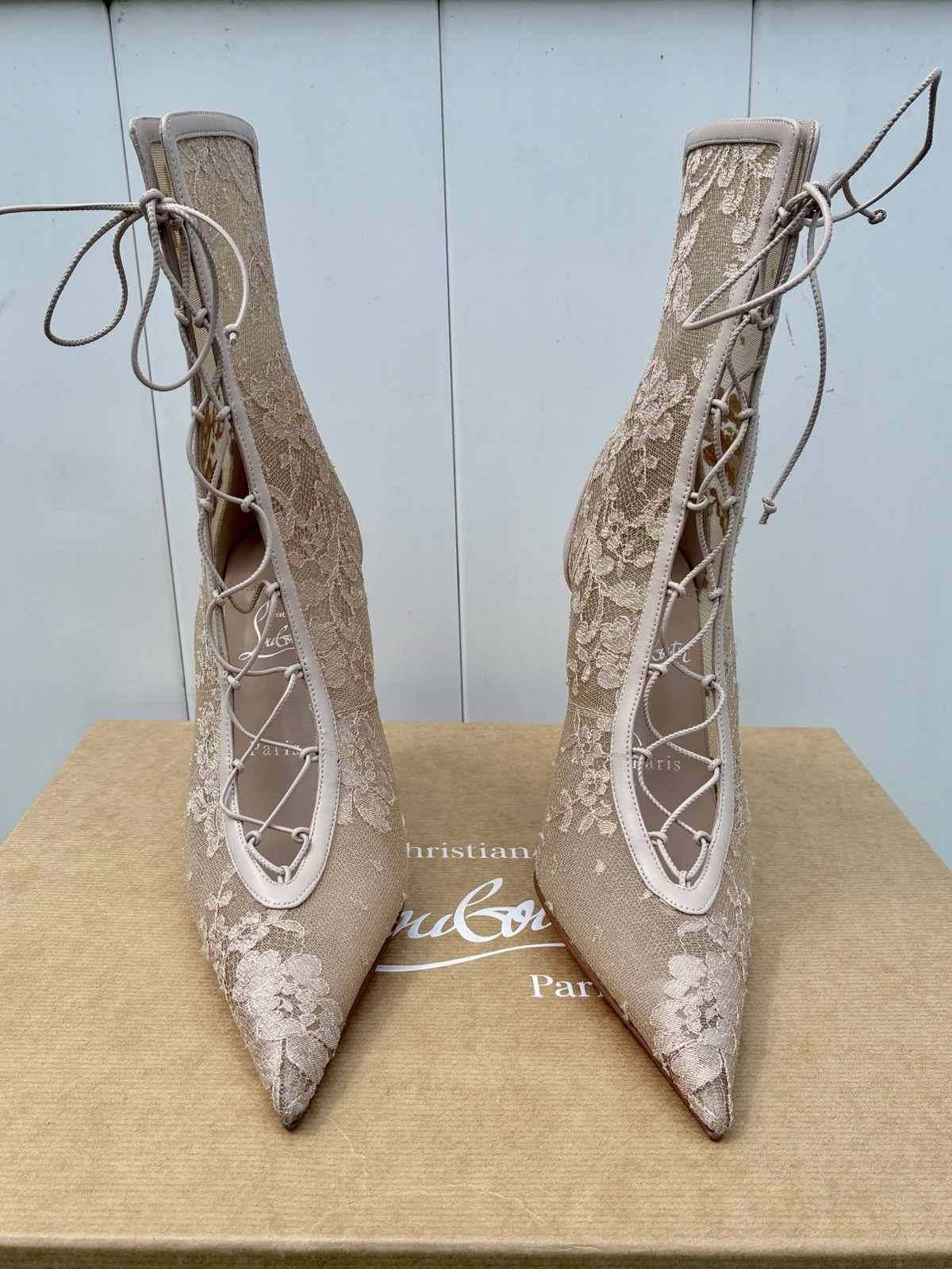 CHRISTIAN LOUBOUTIN KM LACE BOOTY 100 CORSET ANKLE STILETTO IVORY BOOTIE SZ 40